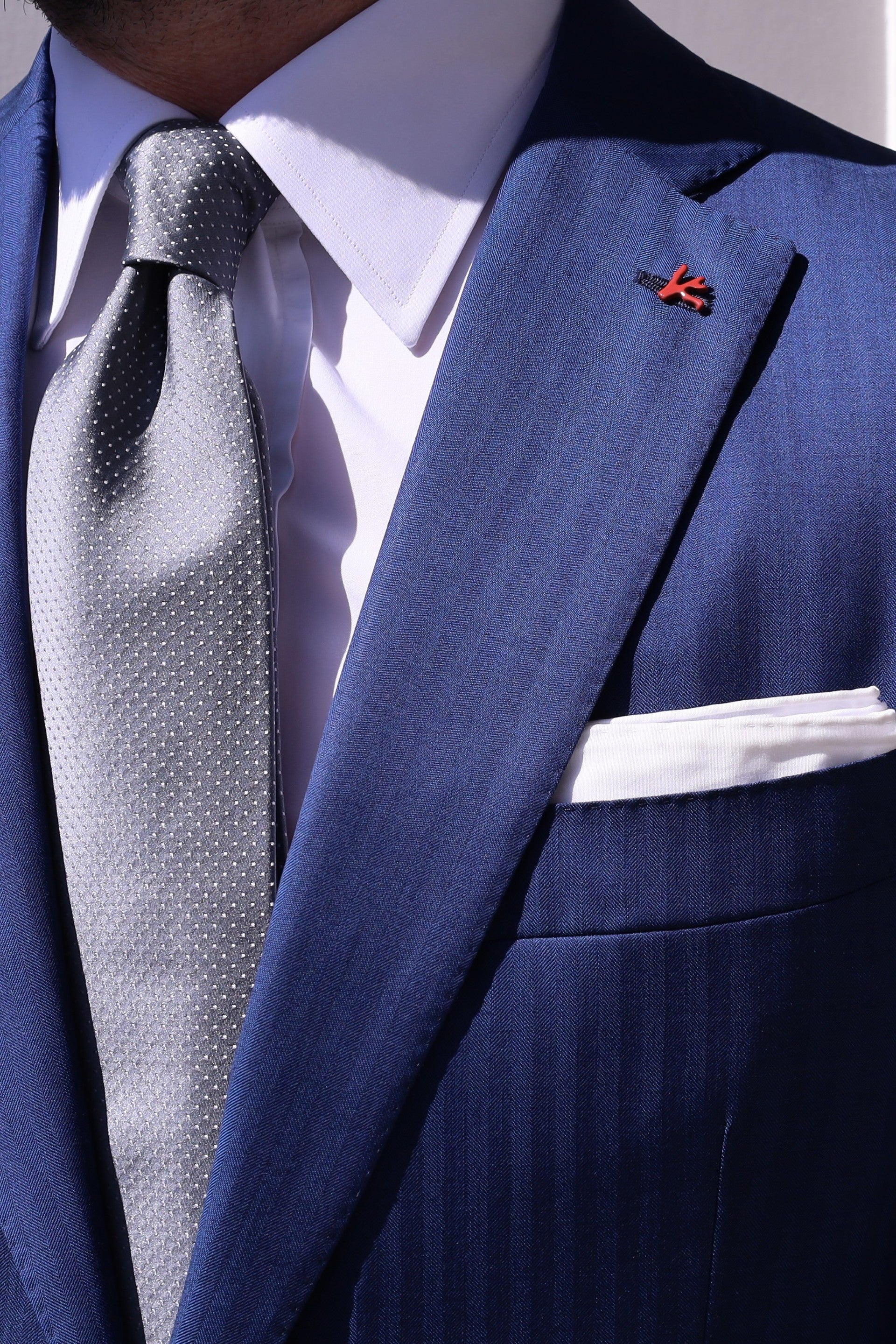 The Art of Sartorial Elegance: Rediscovering Timeless Luxury at Sartorialista