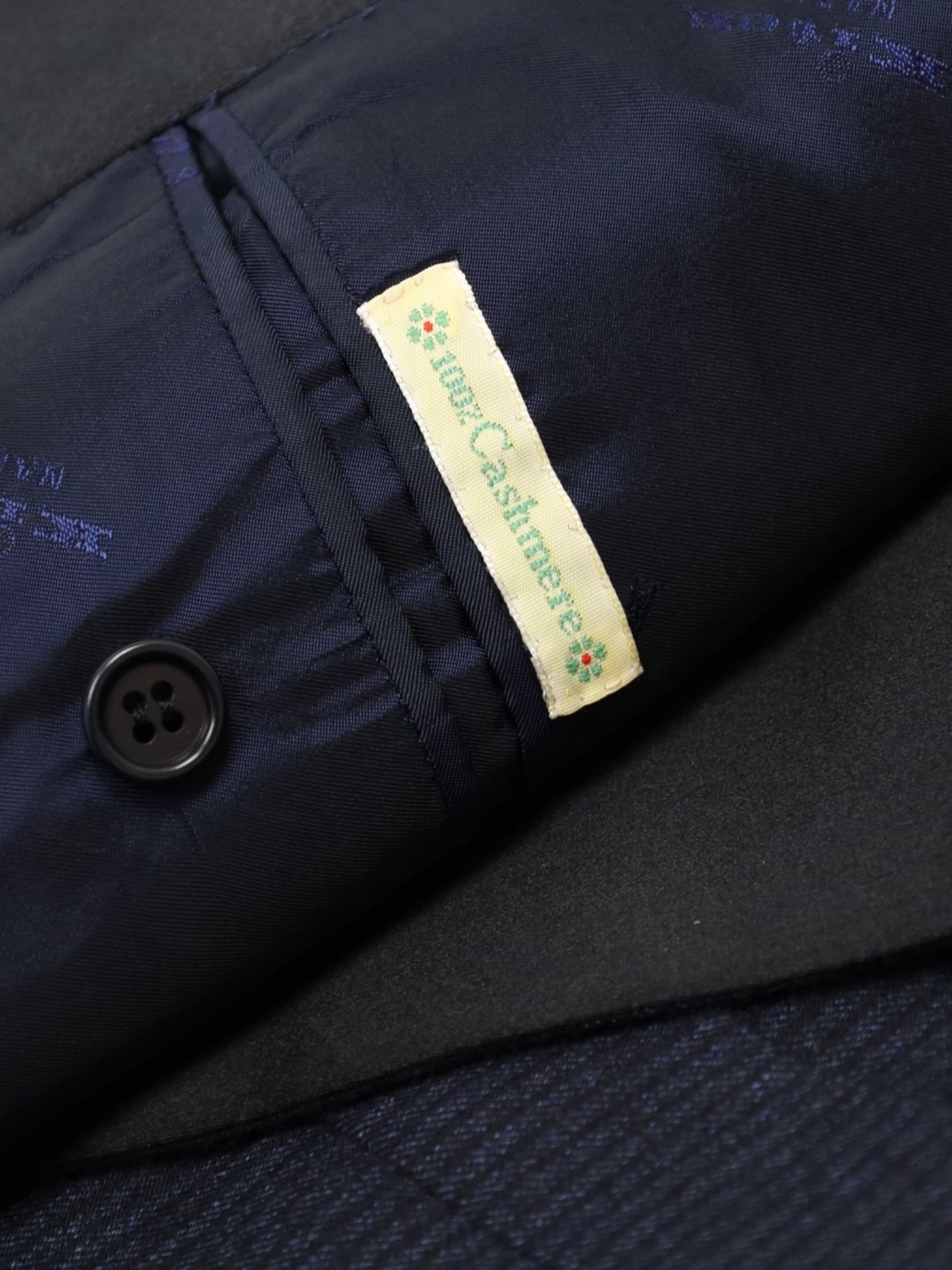 Kiton marineblauw kasjmier krijtstreep smokingjasje