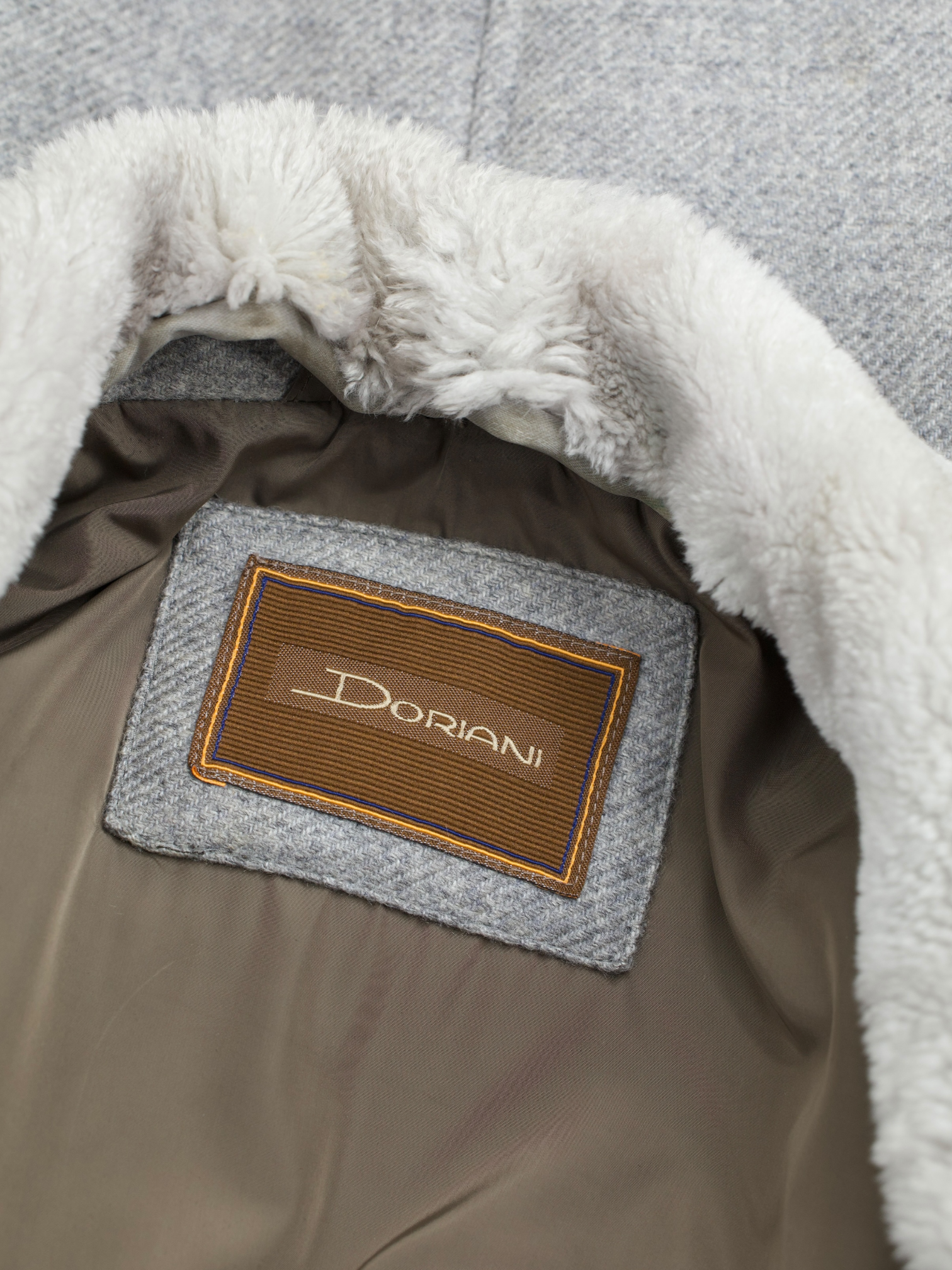Doriani Grey Cashmere Faux-Fur Collar Twill Coat