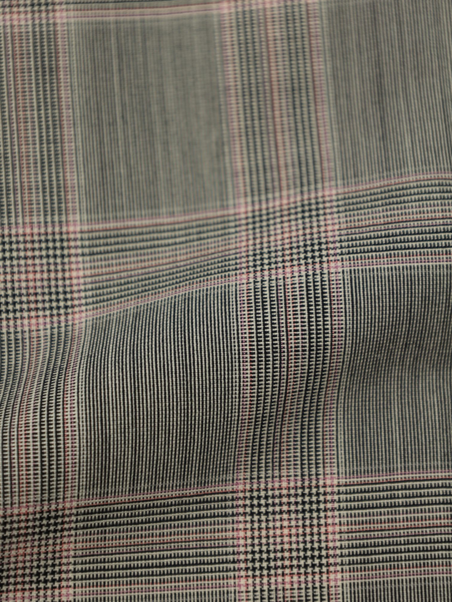 Brioni Light Grey and Pink Super 150's Glenplaid Suit