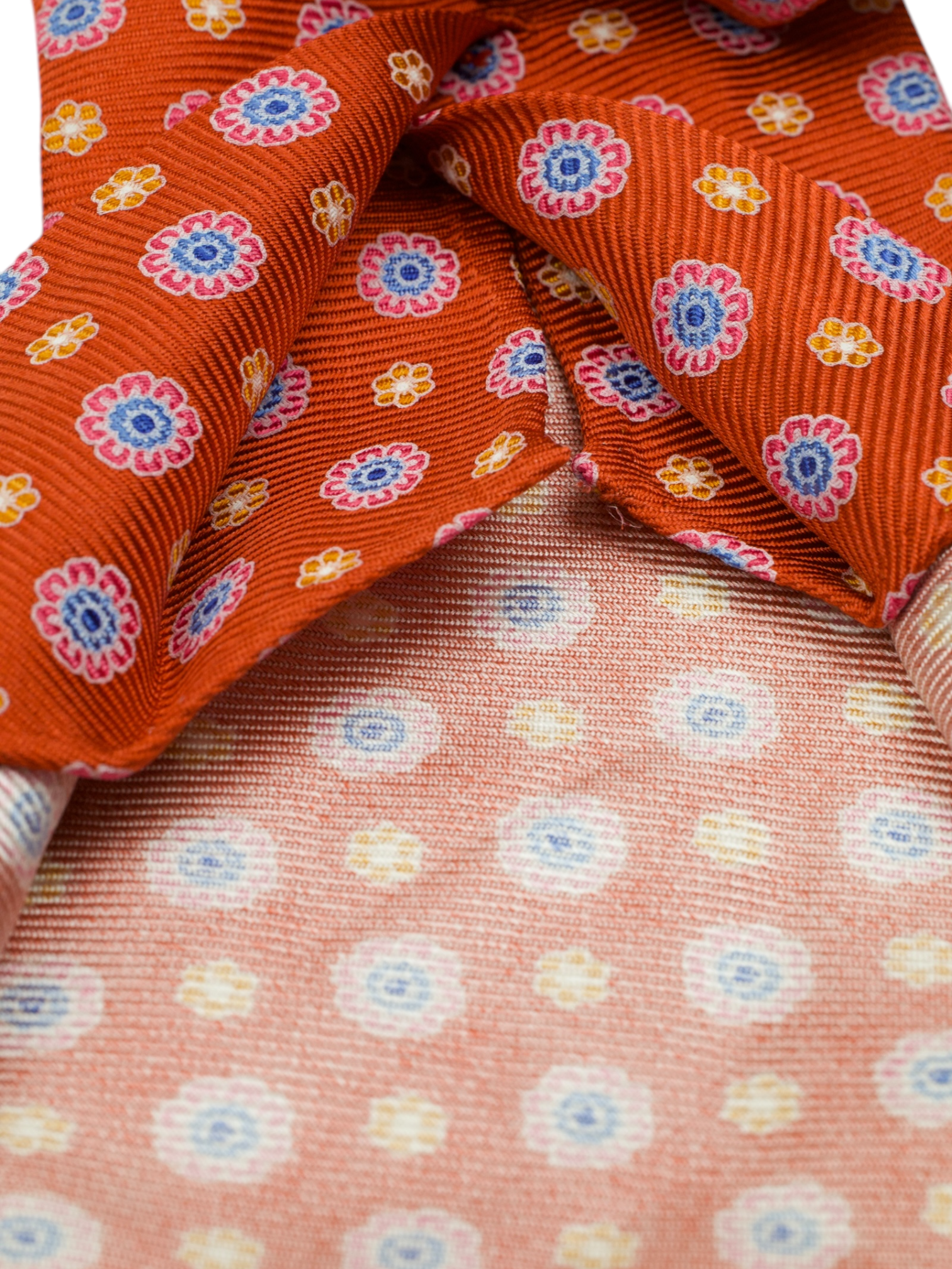 Kiton 5-Fold Red & Light Blue Handrolled Silk Floral Pattern Tie