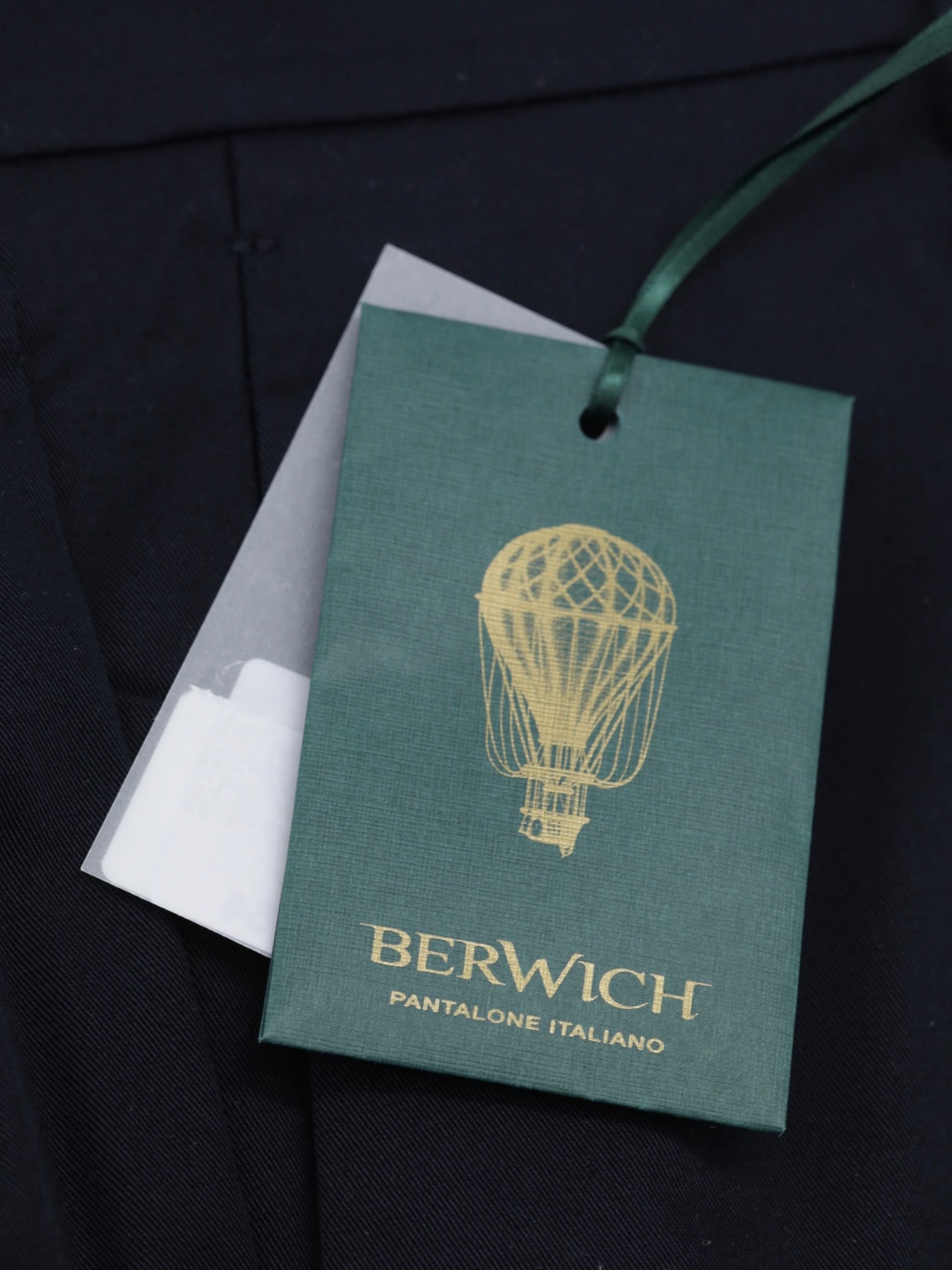 Berwich Navy Cotton-Stretch Single Pleated Trousers