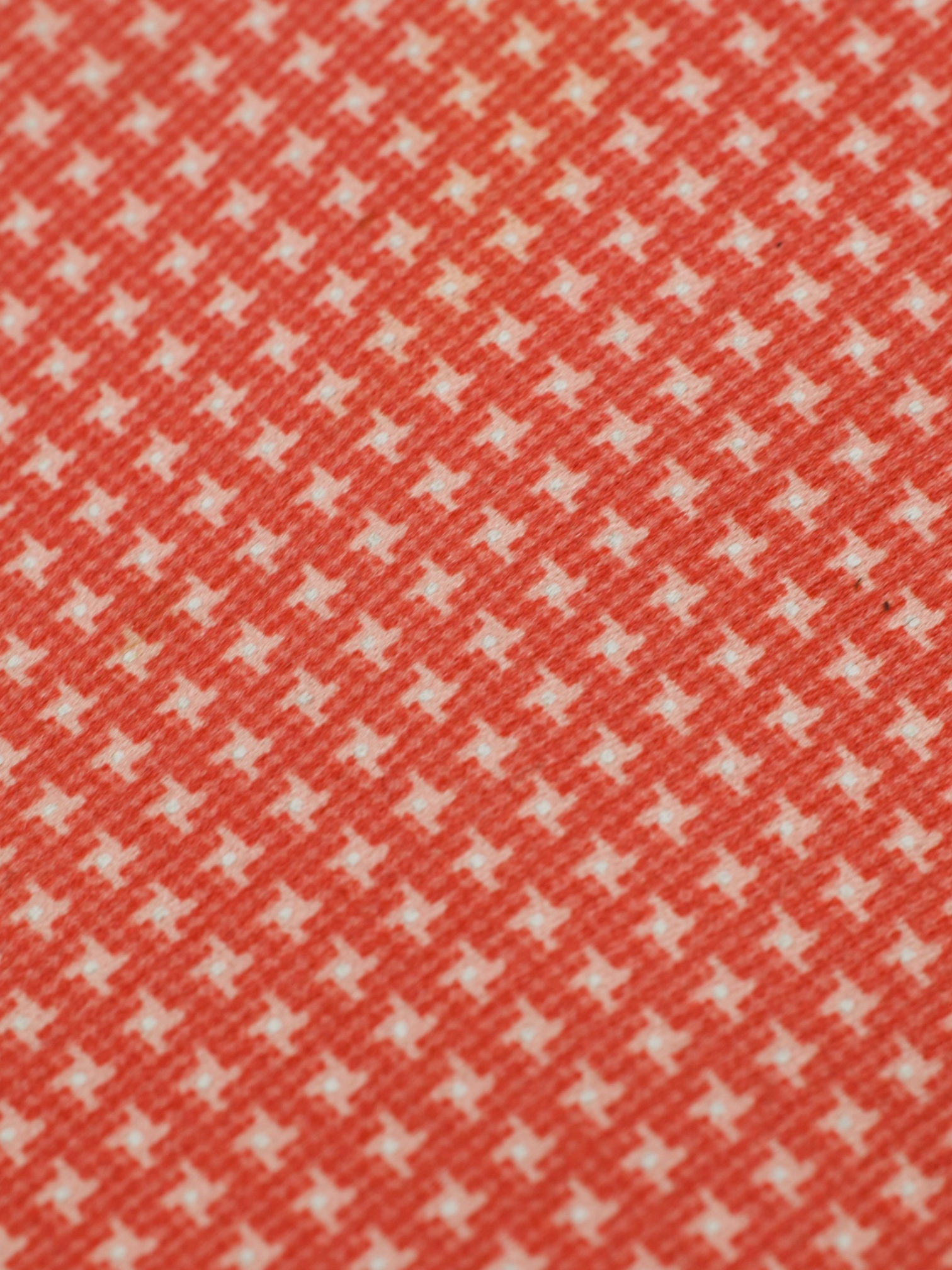 Kiton 5-Fold Coral Red Silk Puppytooth Tie
