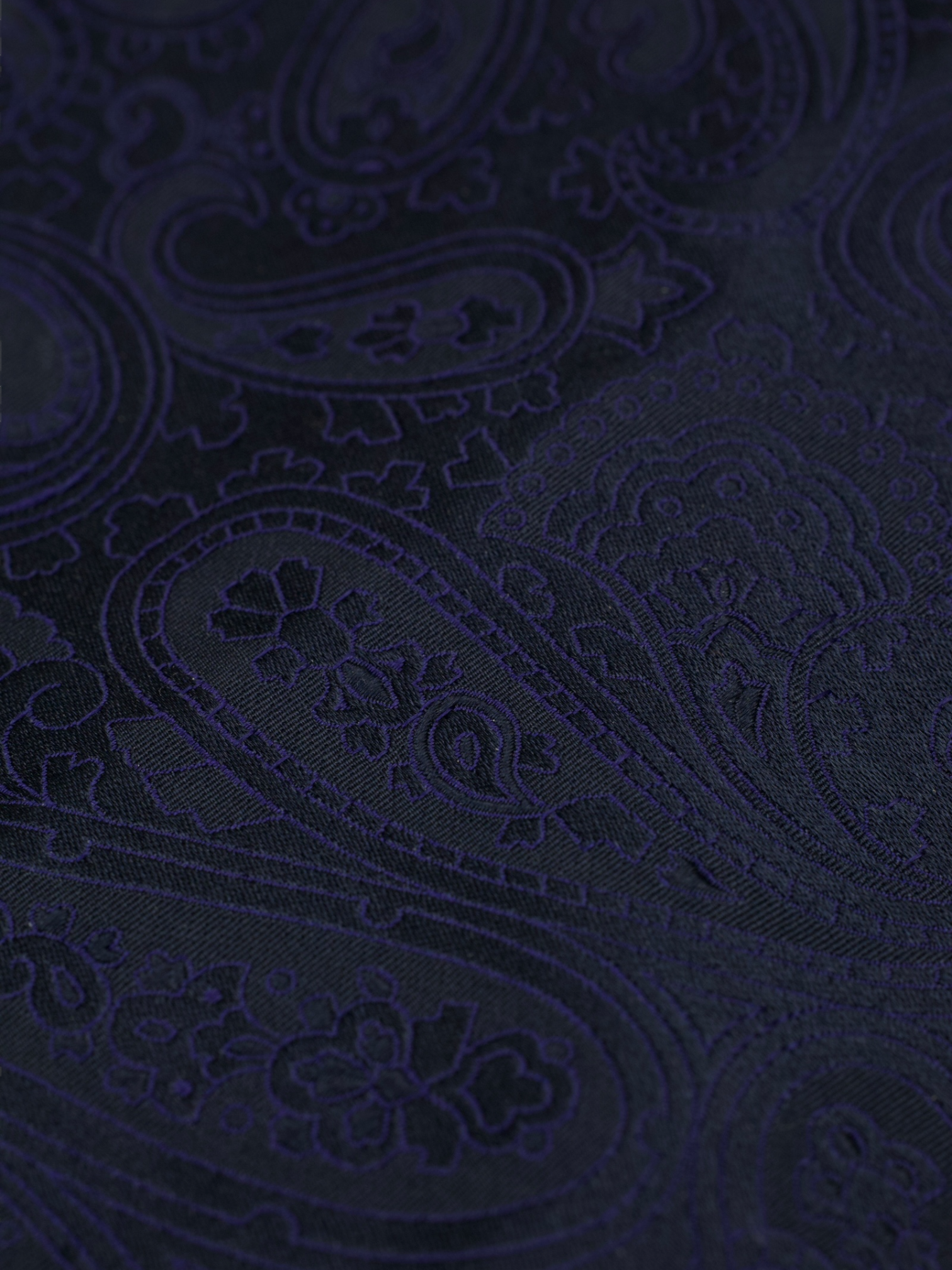 Kiton 5-Fold Navy Handrolled Silk Paisley Tie
