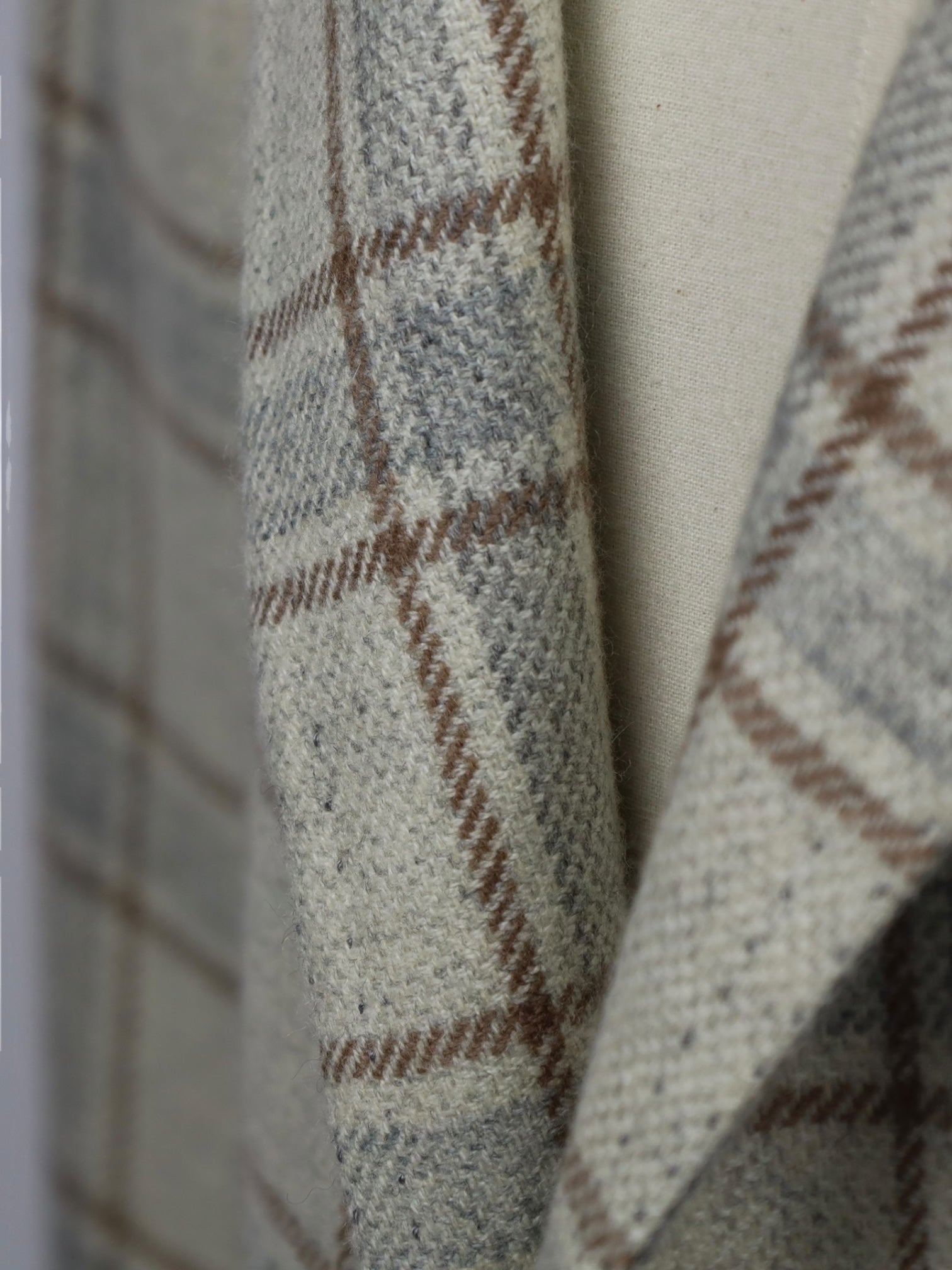 Cesare Attolini beige geruit kasjmierjack