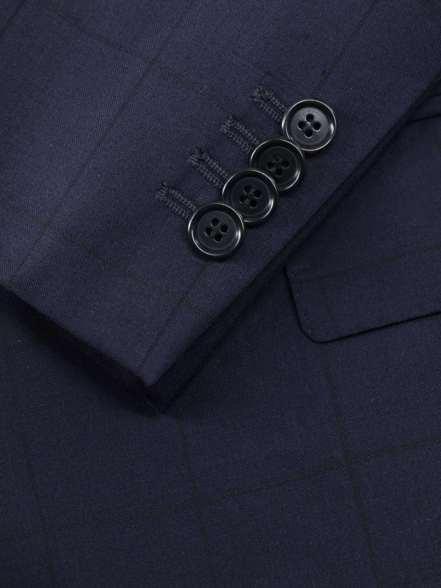 E. Formicola Navy Fine-Wool Shadow-Windowpane Suit