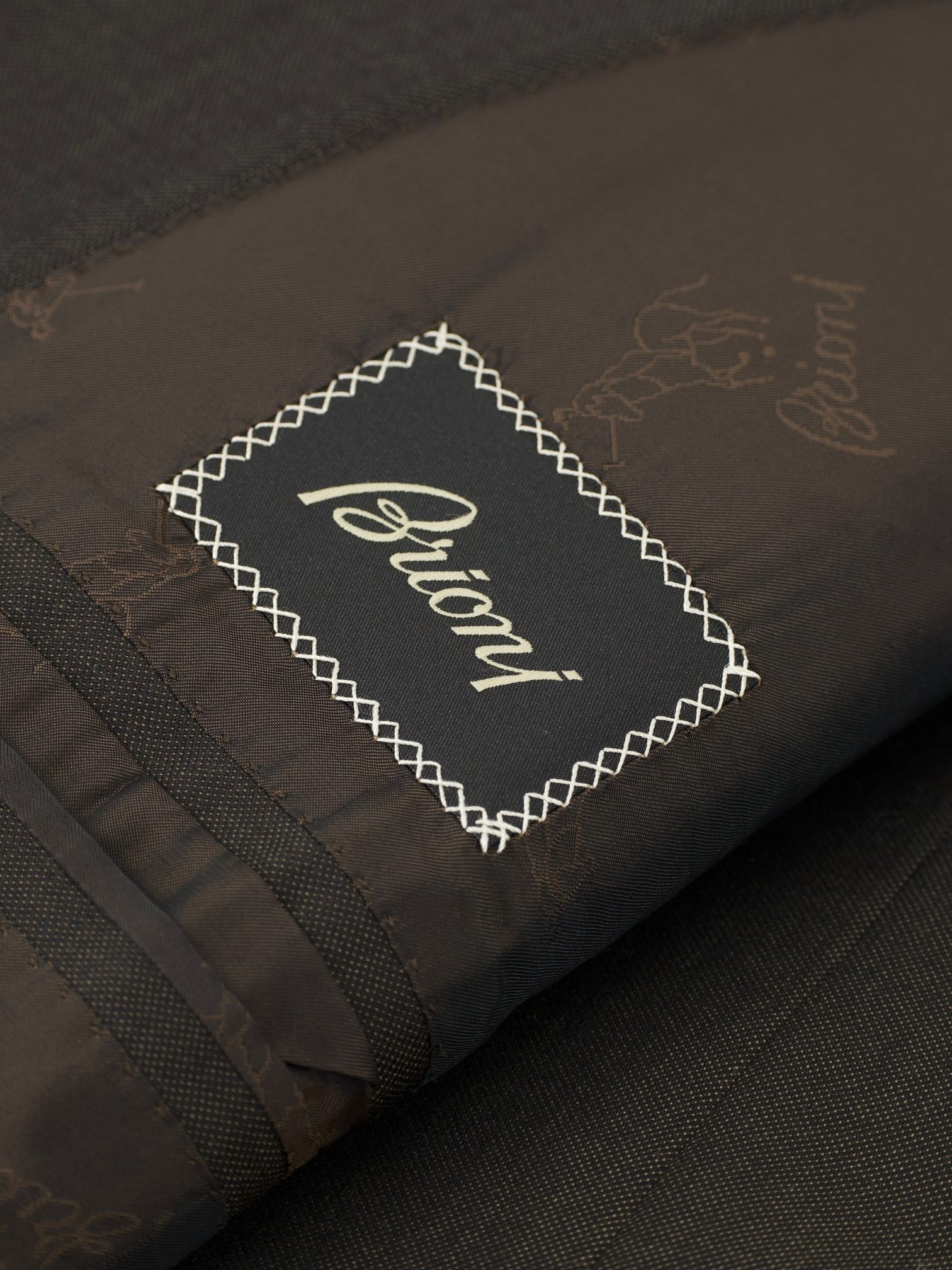 Brioni Dark Brown Fine-Wool Pinpoint Senato Suit