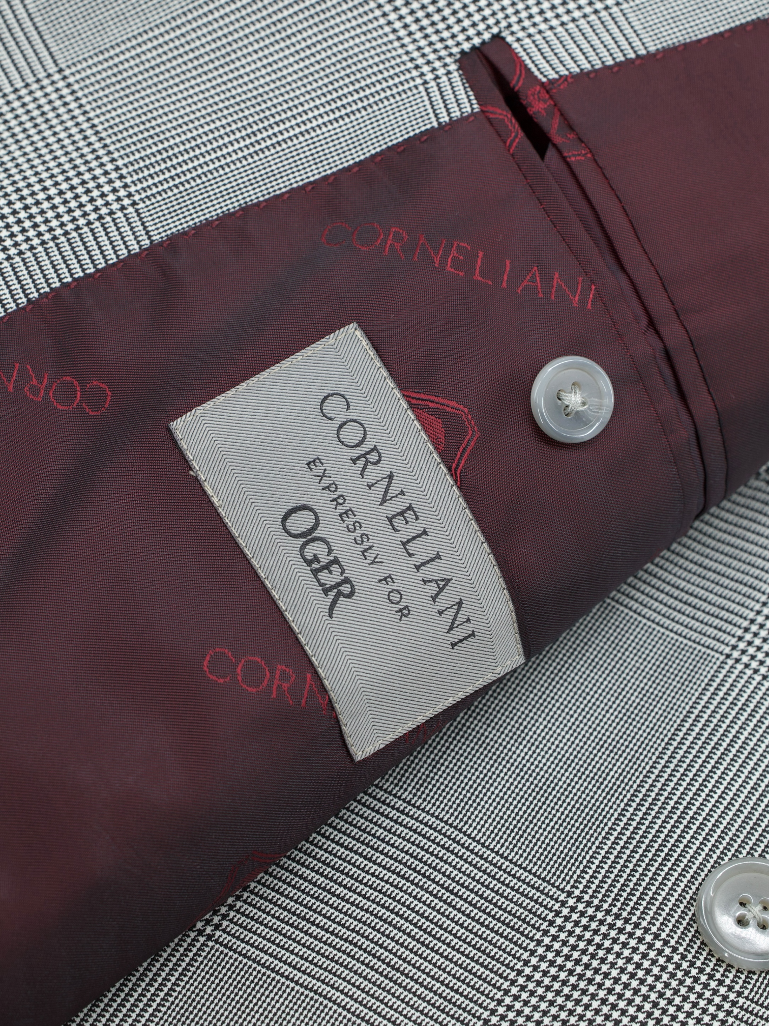 Corneliani Grey Fine-Wool Double Breasted Prince of Wales Suit