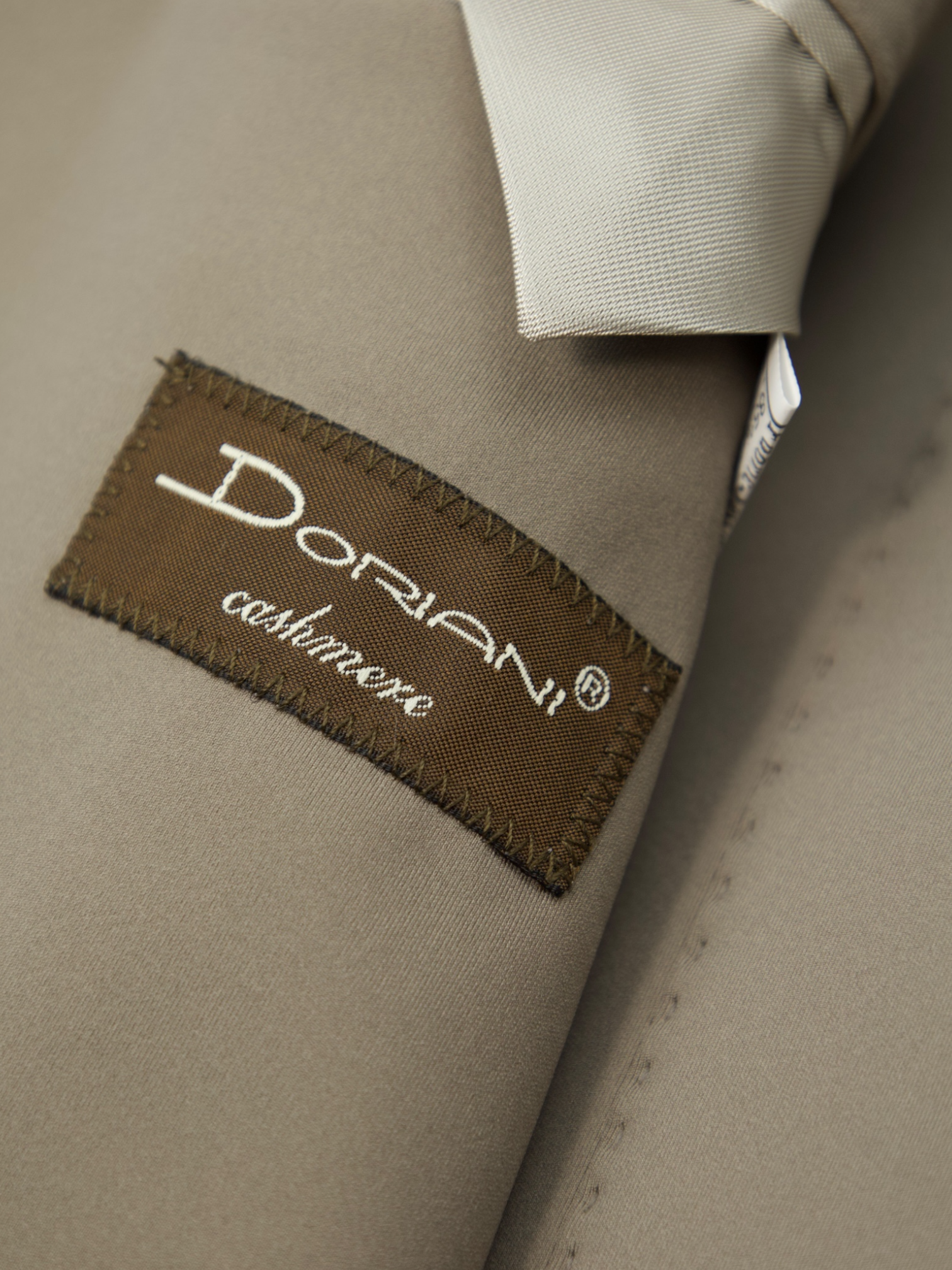 Doriani Cashmere Stone Beige Polyamide & Elastane Stretch Jacket