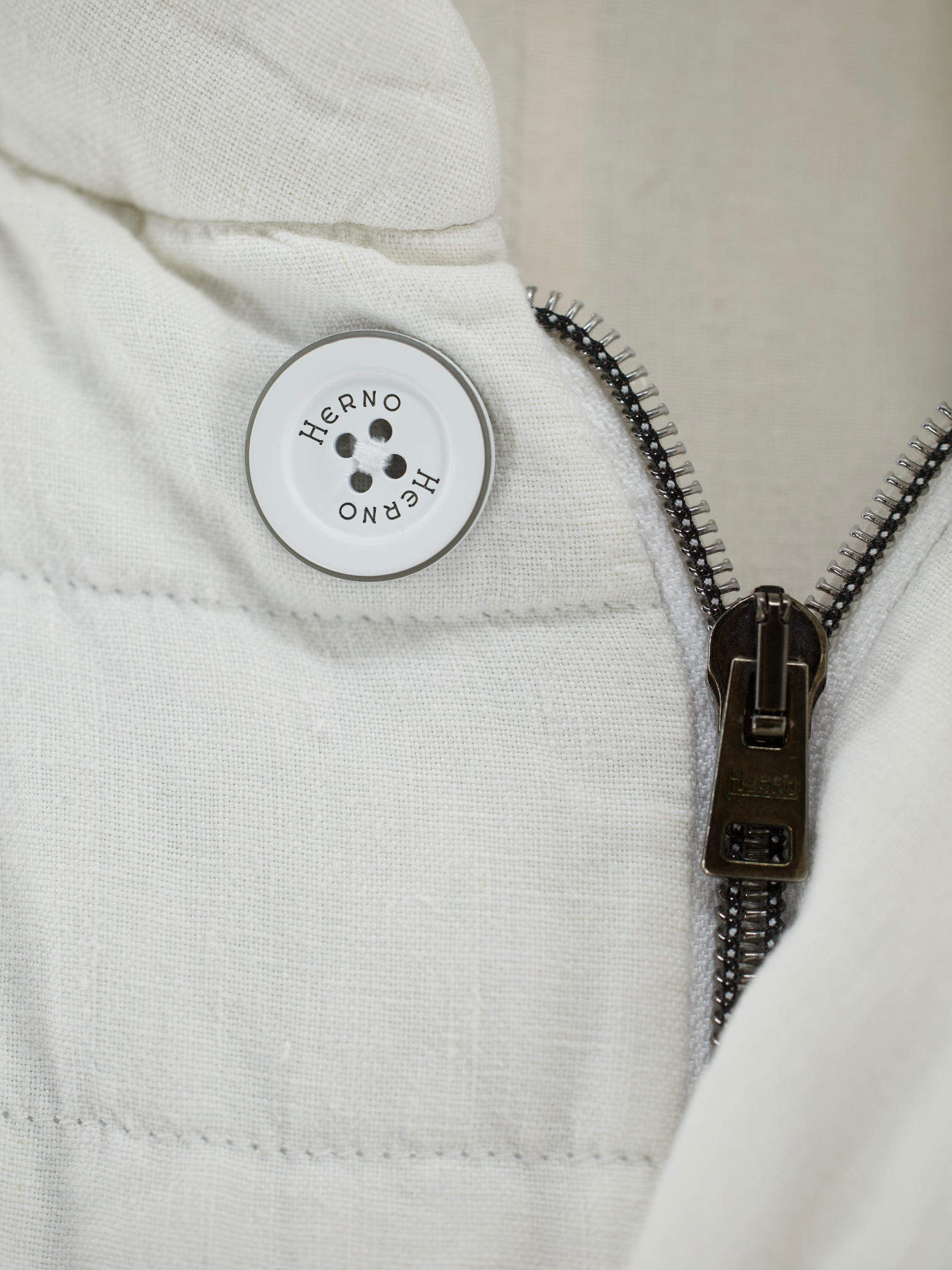 Herno White Pure Linen Padded Summer Vest