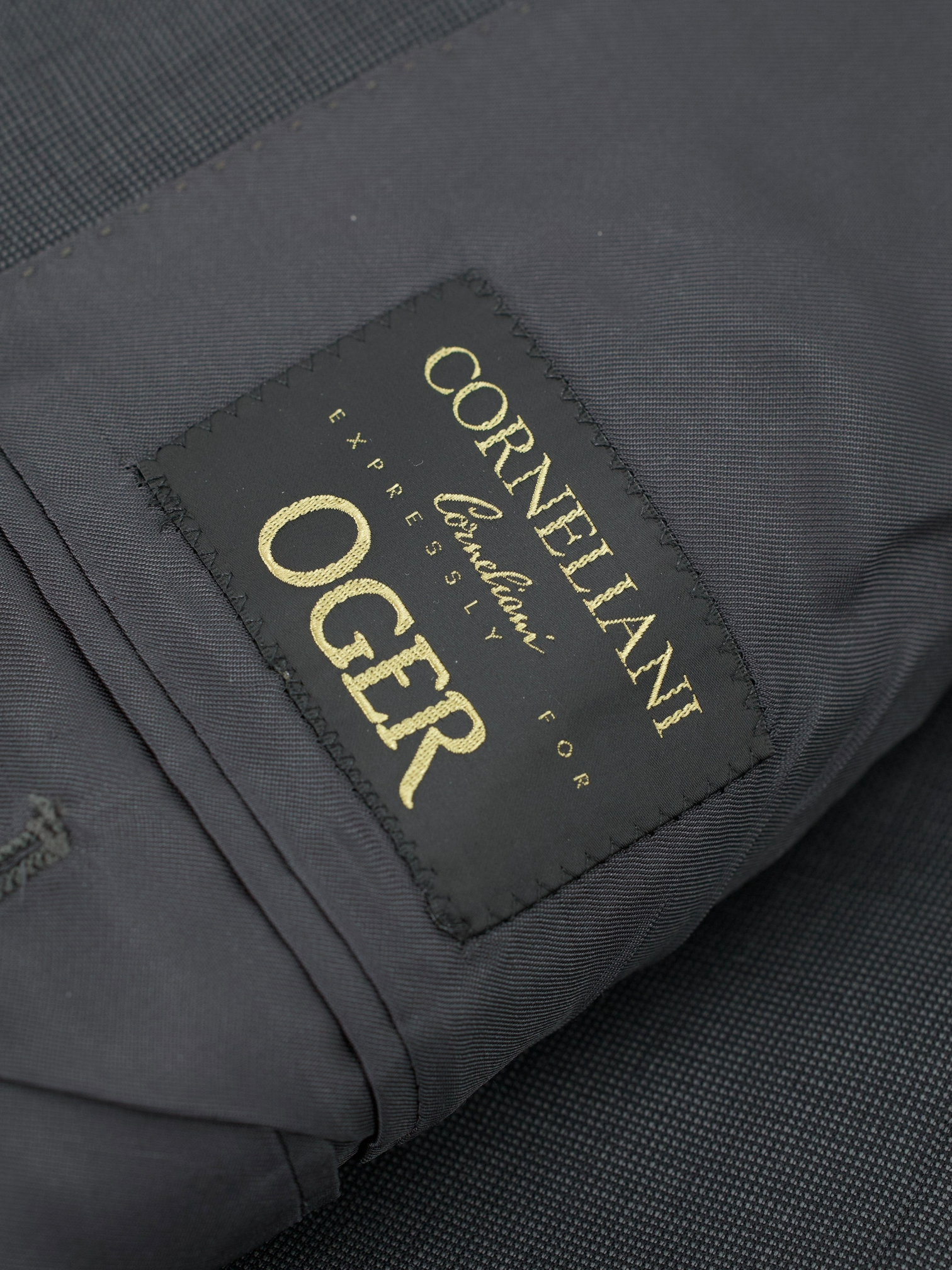 Corneliani Anthracite Super 110's Pinpoint Leader Suit