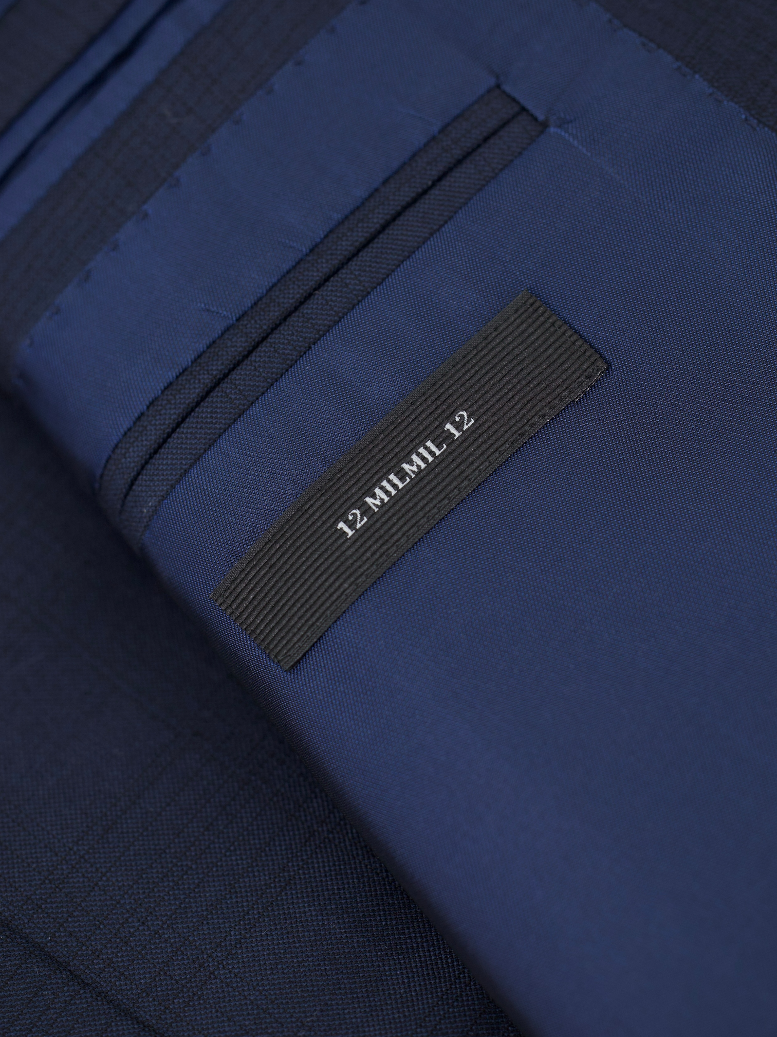 Ermenegildo Zegna Navy 12milmil12 Shadow-Check Milano Suit