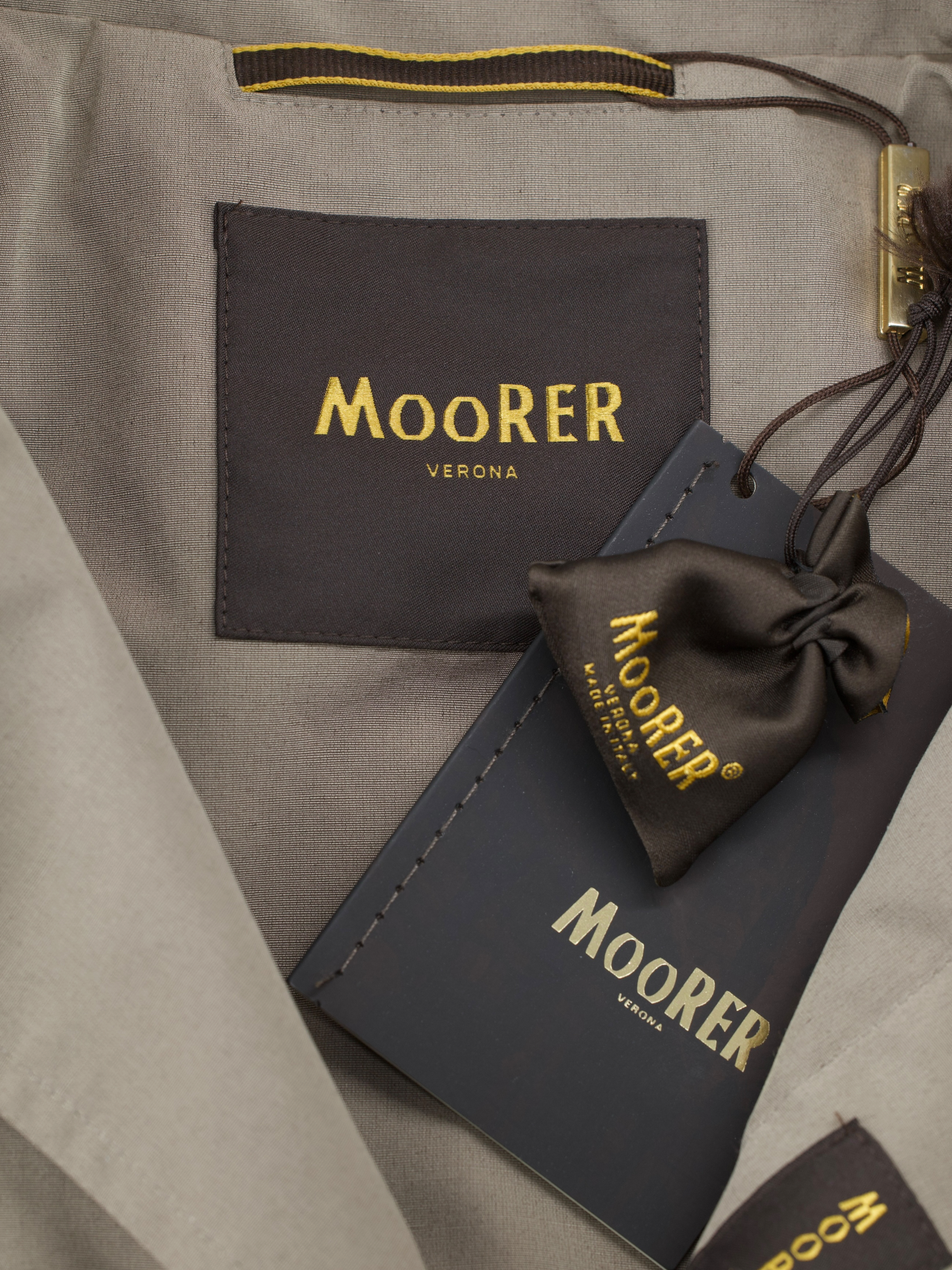 MooRER Greige Waterrepellent "Vittor-WM" Summer Overcoat
