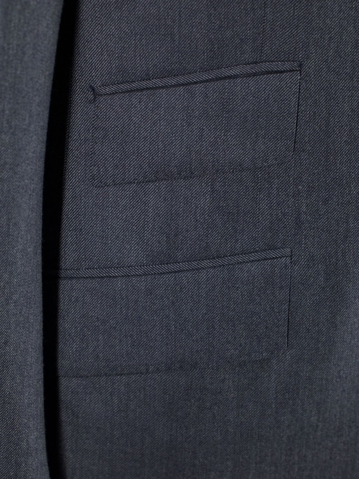 Cesare Attolini 3-Piece Grey Super 130's & Cashmere Peak-Lapel Suit