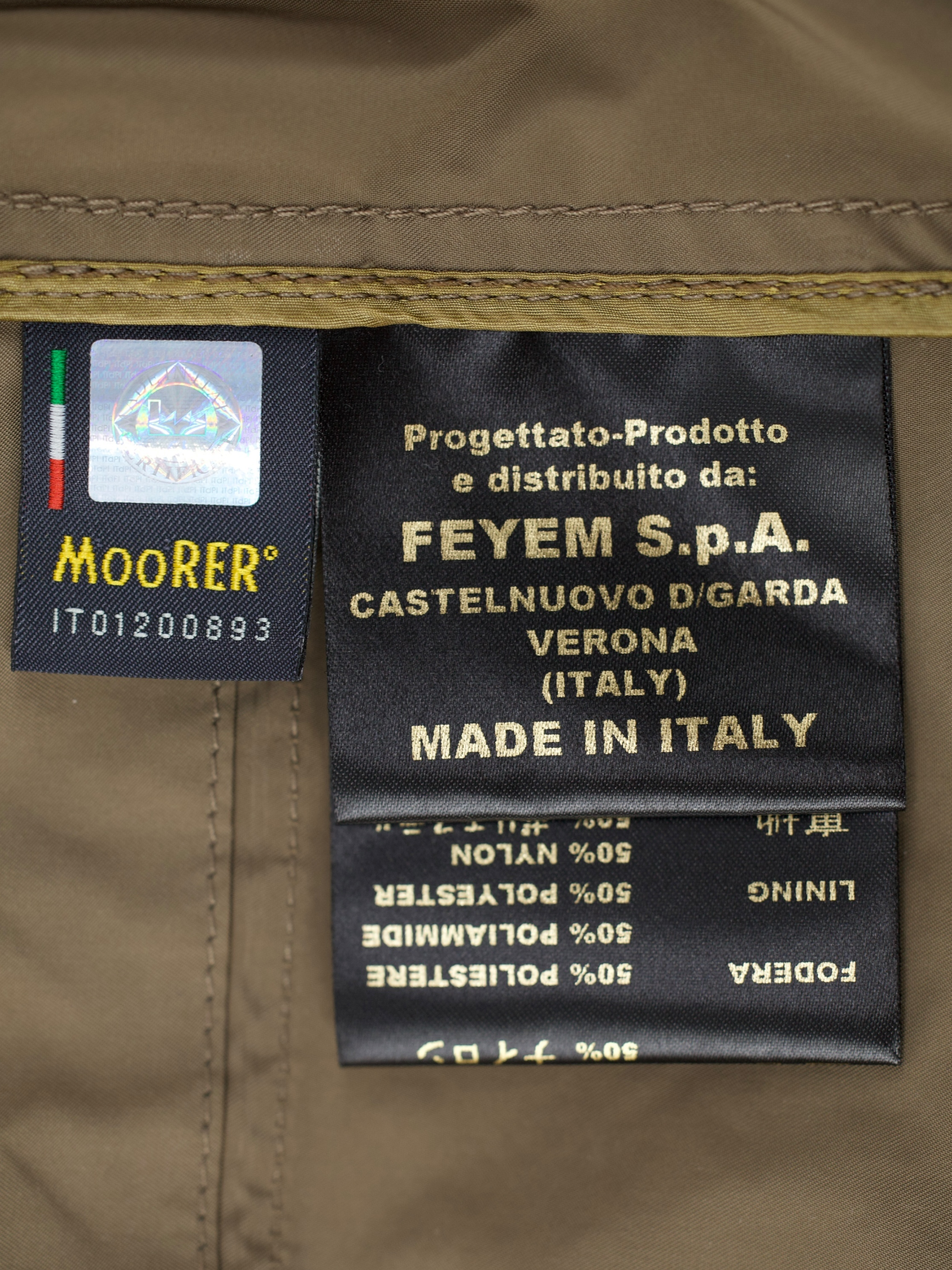 MooRER Khaki Lightweight Safari-Style Platone Waxcoat