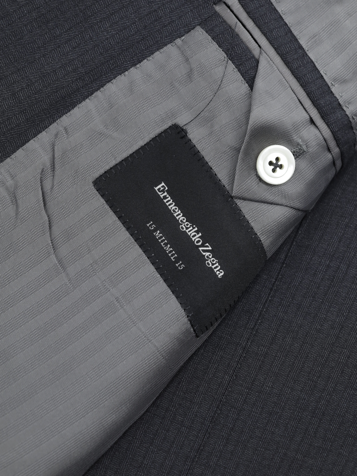Ermenegildo Zegna Grey 15-milmil-15 Micro-Herringbone Mila Suit