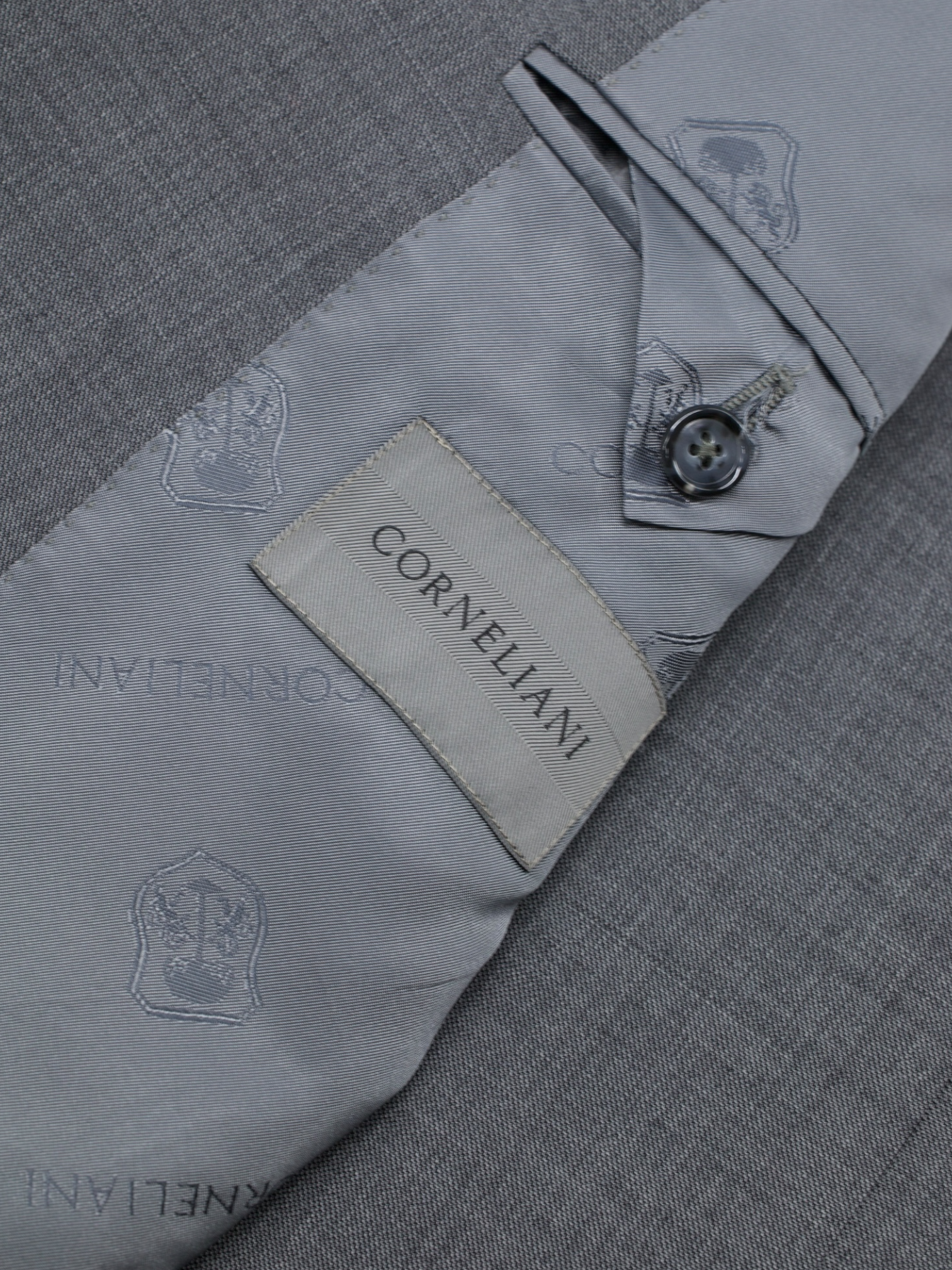 Corneliani Grey Fine-Wool Sharkskin Leader Suit
