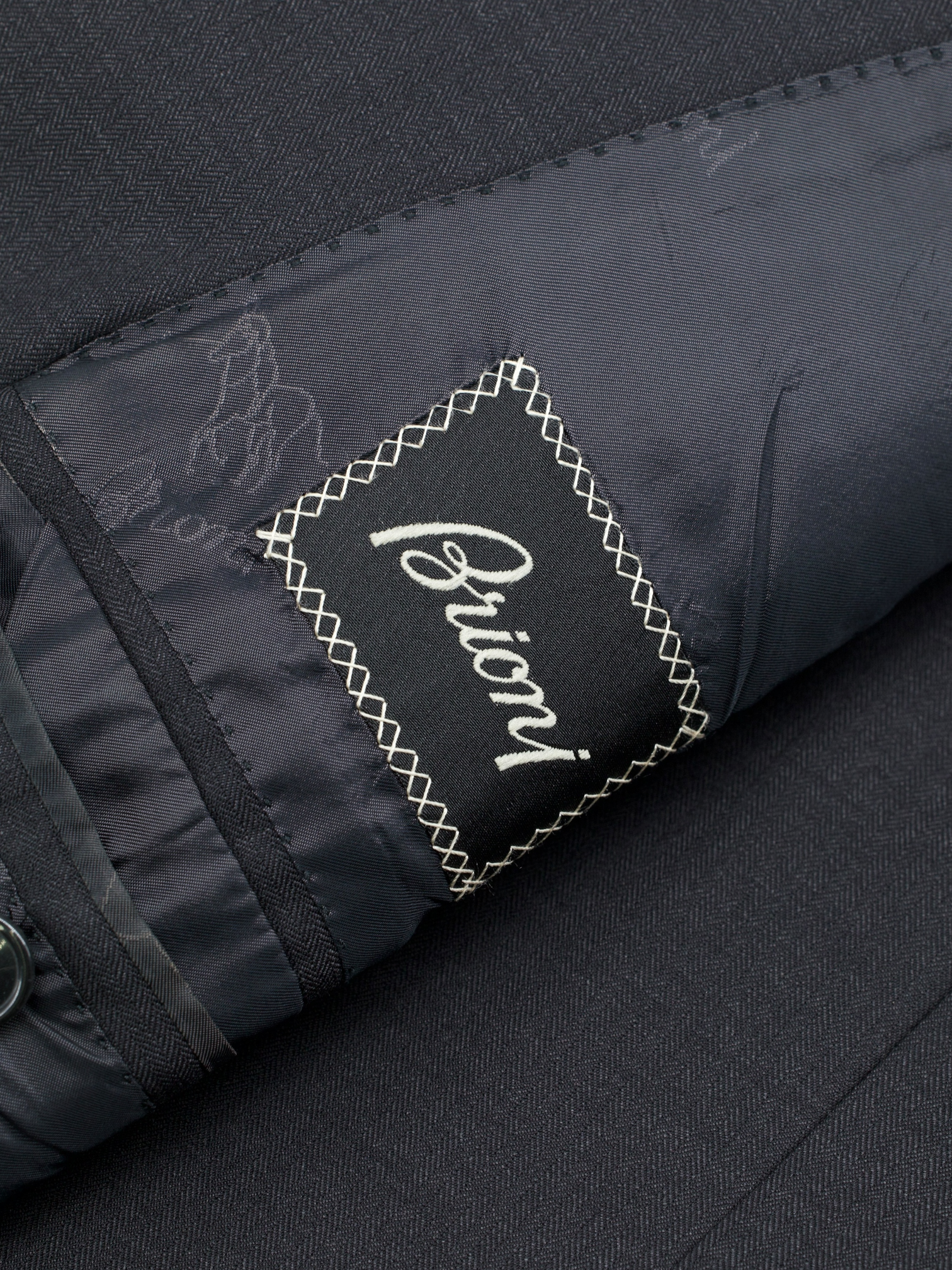 Brioni Dark Grey Fine-Wool Micro-Herringbone Palatino Suit