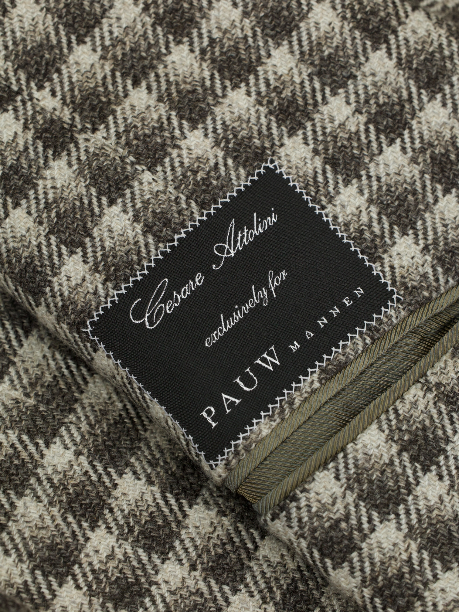 Cesare Attolini Light Brown & Taupe Pure Cashmere Gingham-Check Jacket