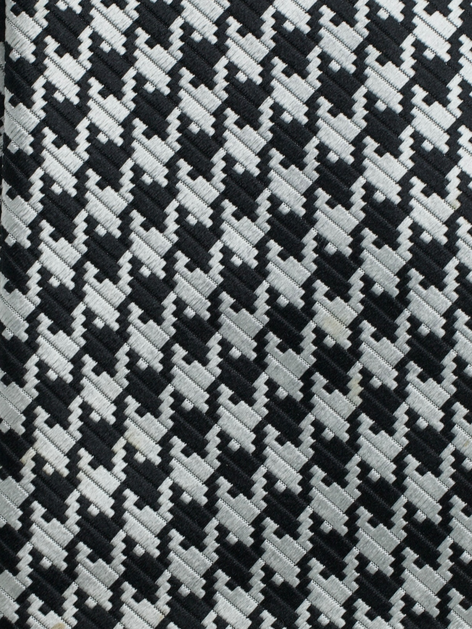 Tom Ford Black Silk Pied de Poule Tie