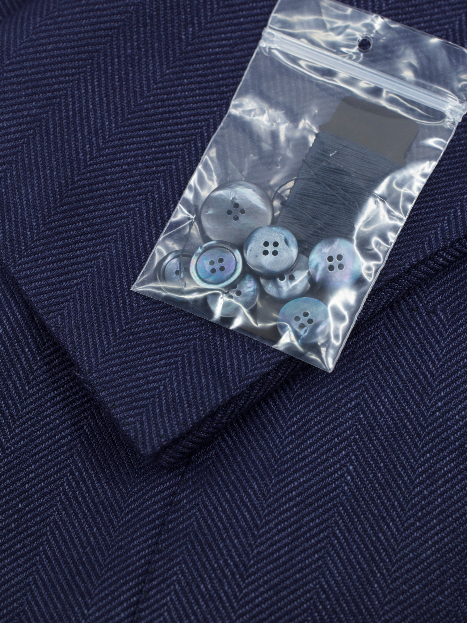 Cesare Attolini Dark Blue Cashmere, Silk & Linen Herringbone Jacket
