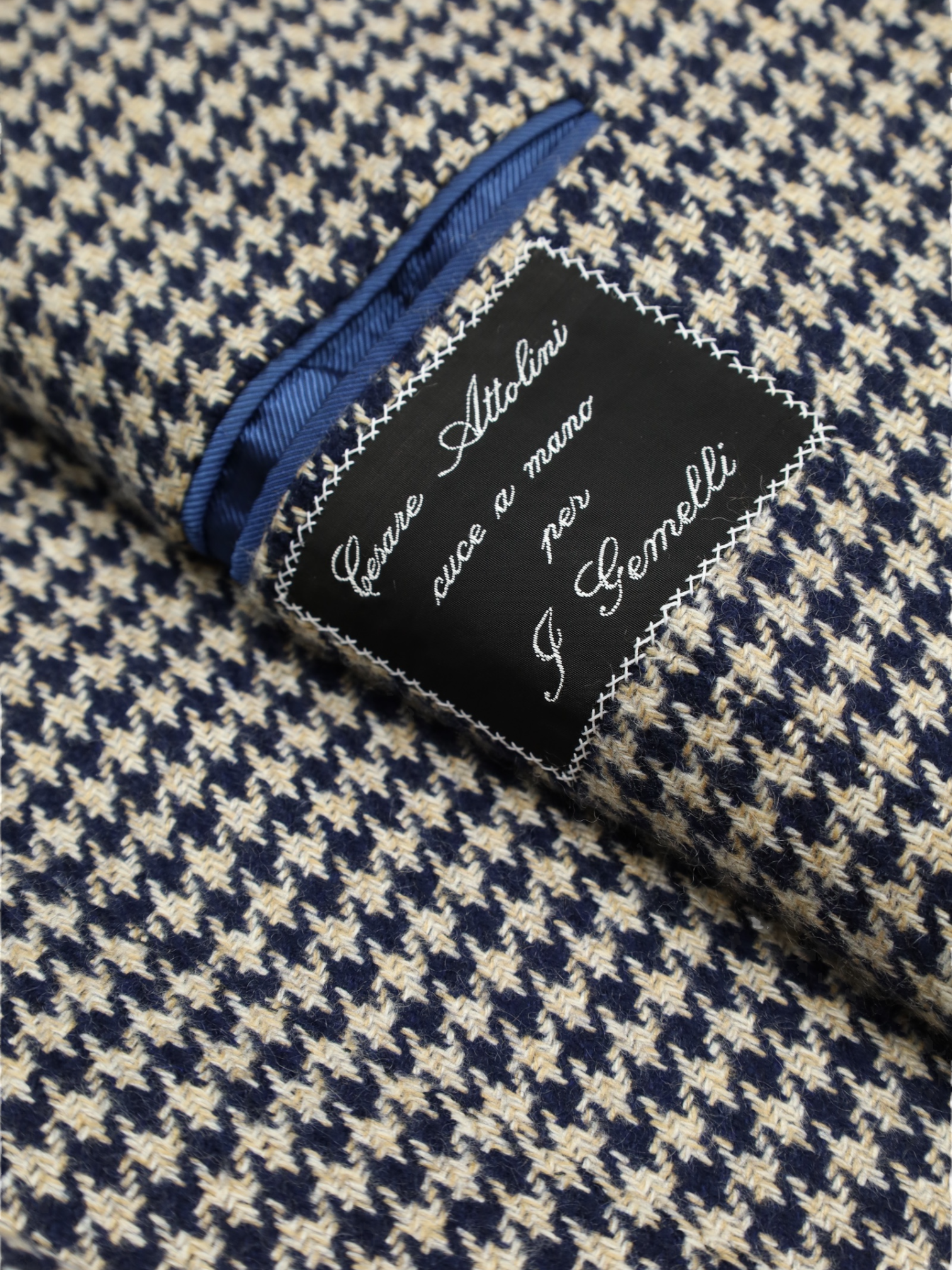 Cesare Attolini Beige & Blue Houndstooth Cashmere Jacket