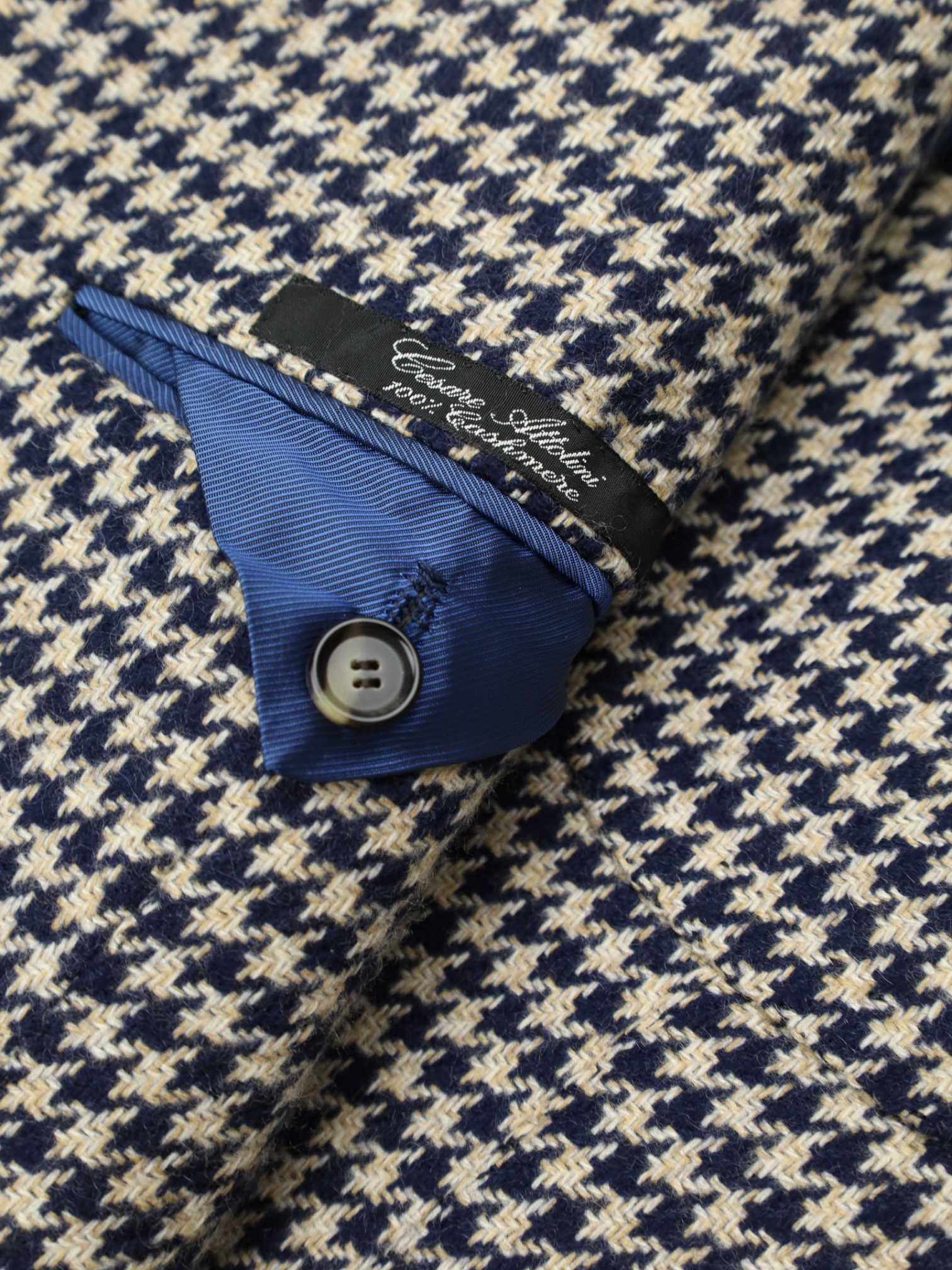 Cesare Attolini Beige & Blue Houndstooth Cashmere Jacket