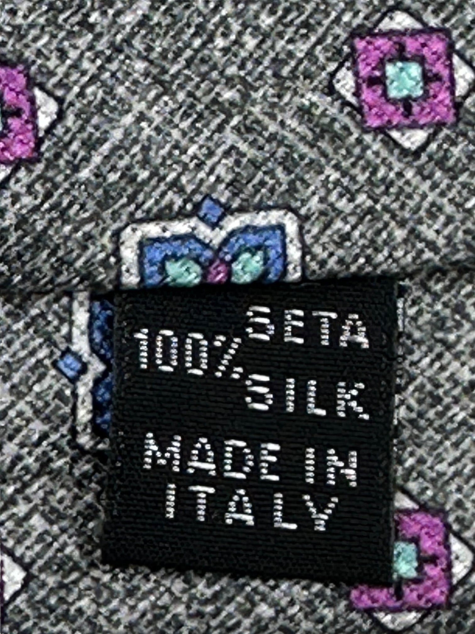 Kiton 5-Fold Light Grey Untipped Silk Tie