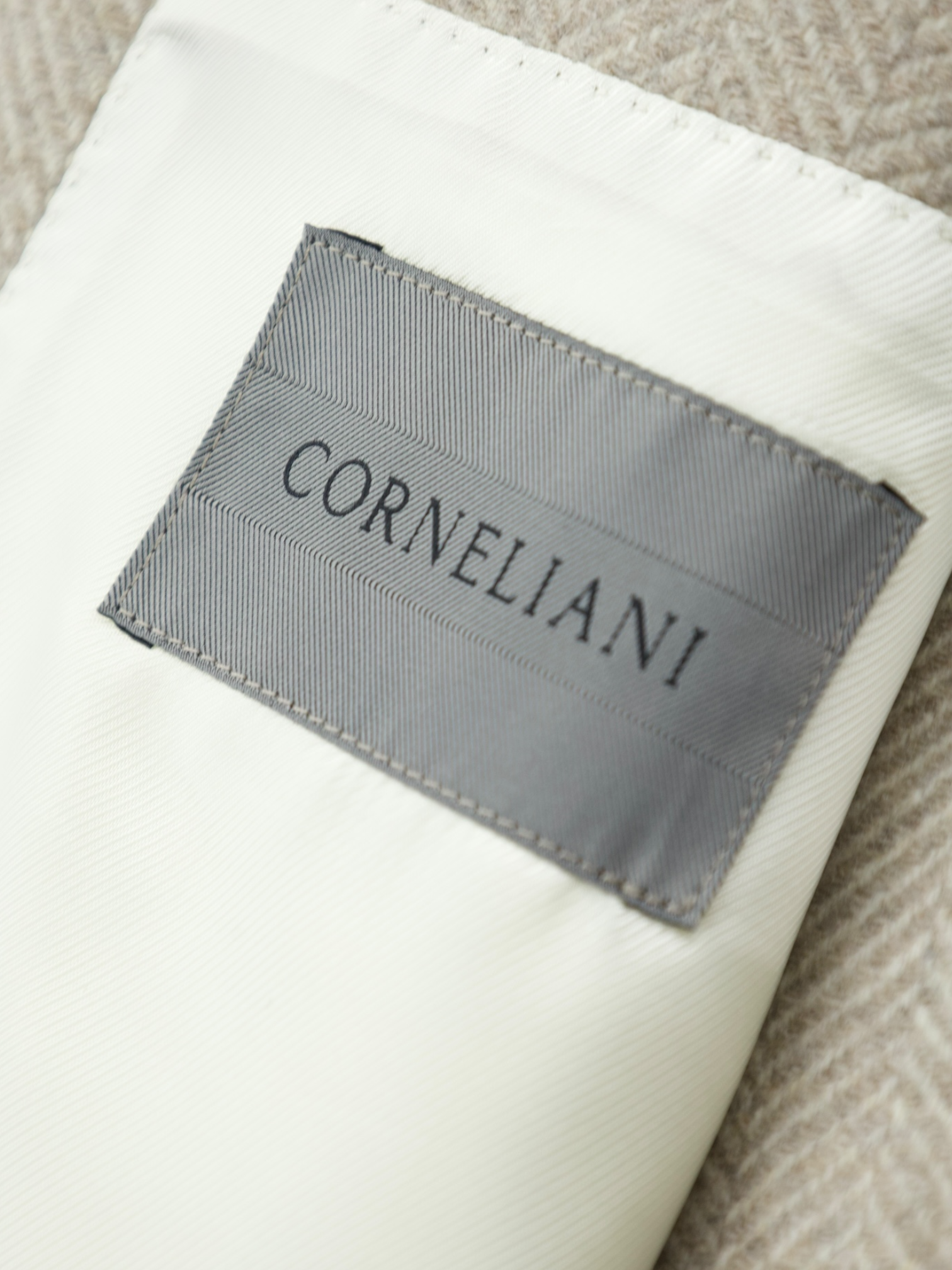 Corneliani Taupe Heavyweight Wool & Cashmere Herringbone Jacket