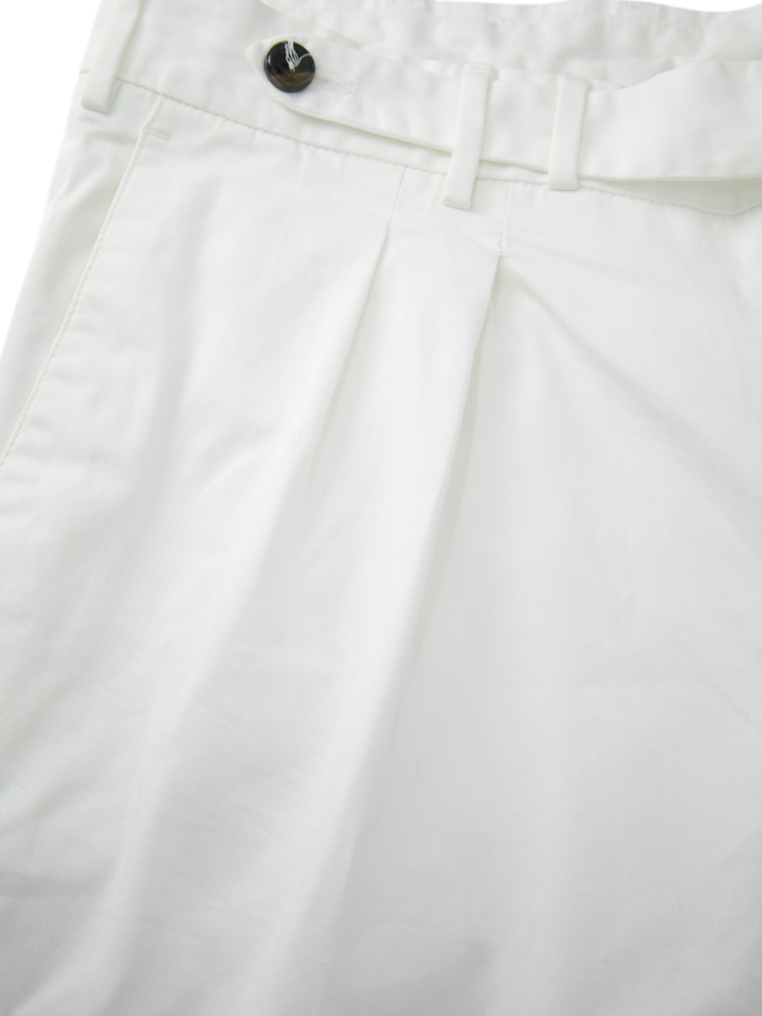 PT01 White Cotton Pleated "The Reporter" Chino