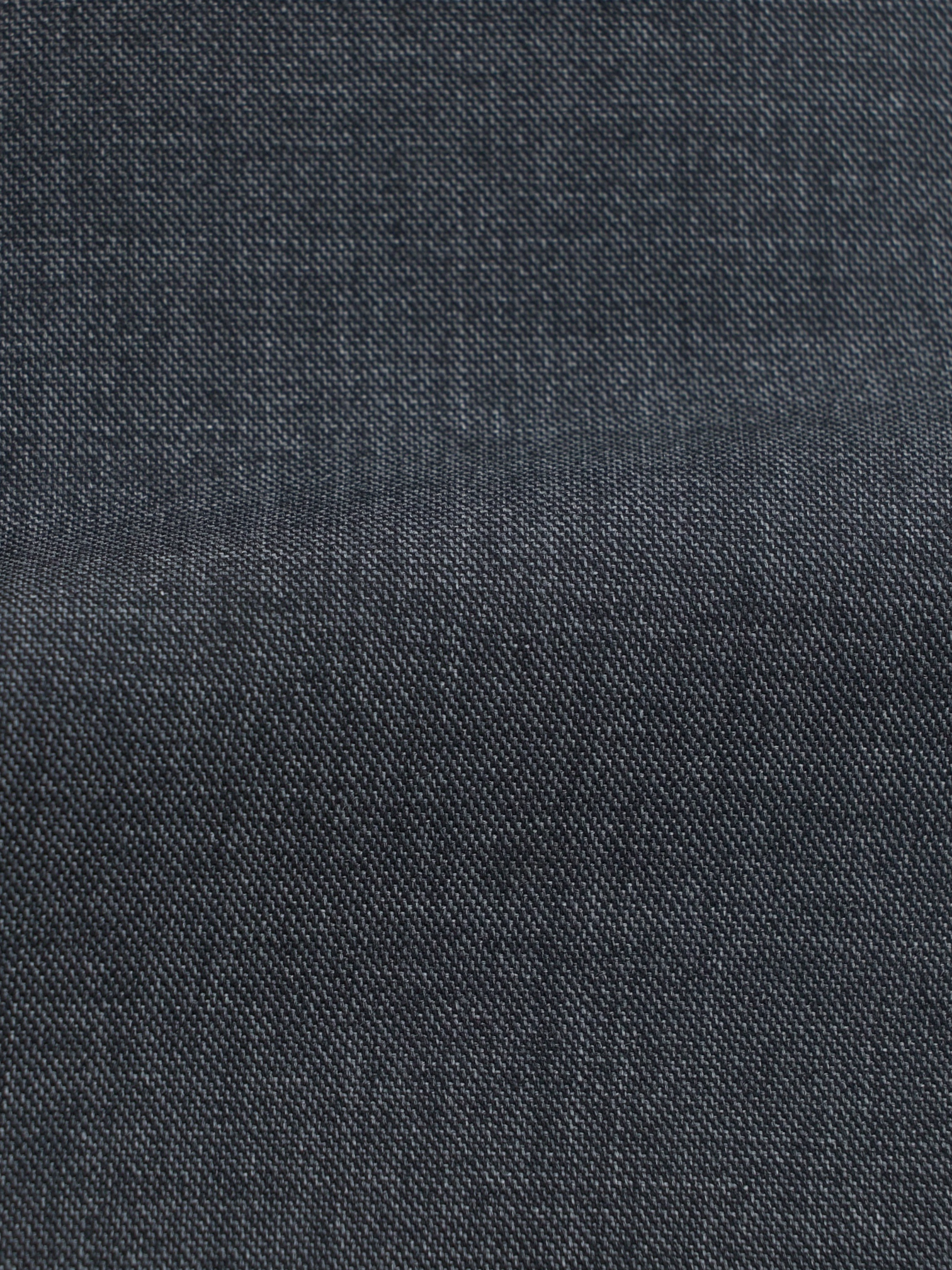 Caruso Grey Super 120’s Sharkskin Lungo Suit