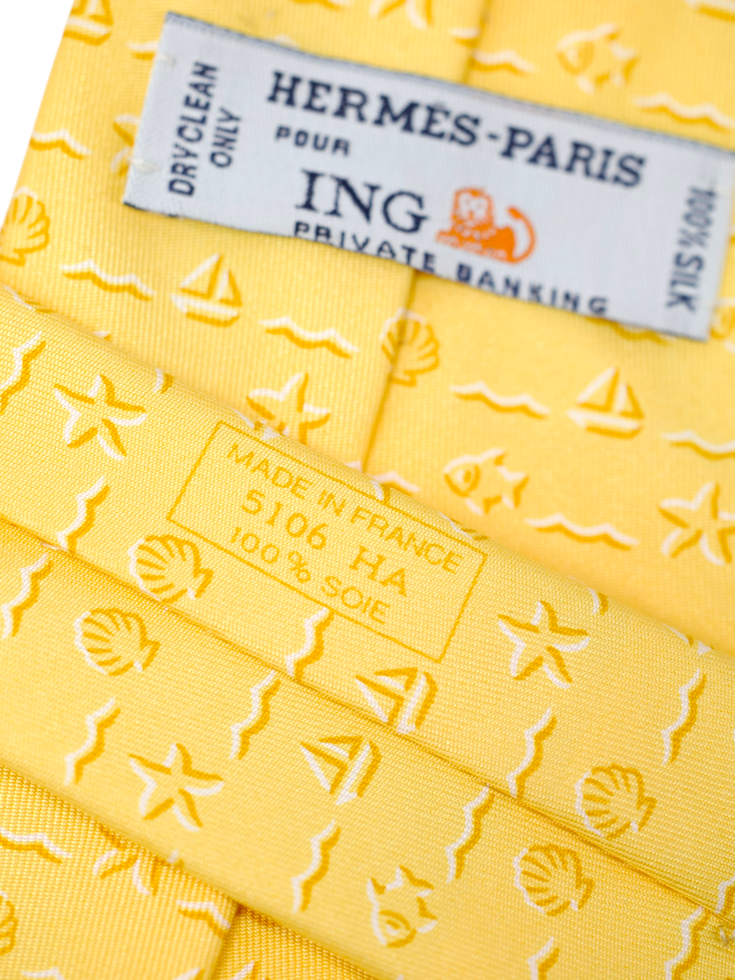 Hermès x ING Private-Banking Butter Yellow Silk Boat-Pattern Tie
