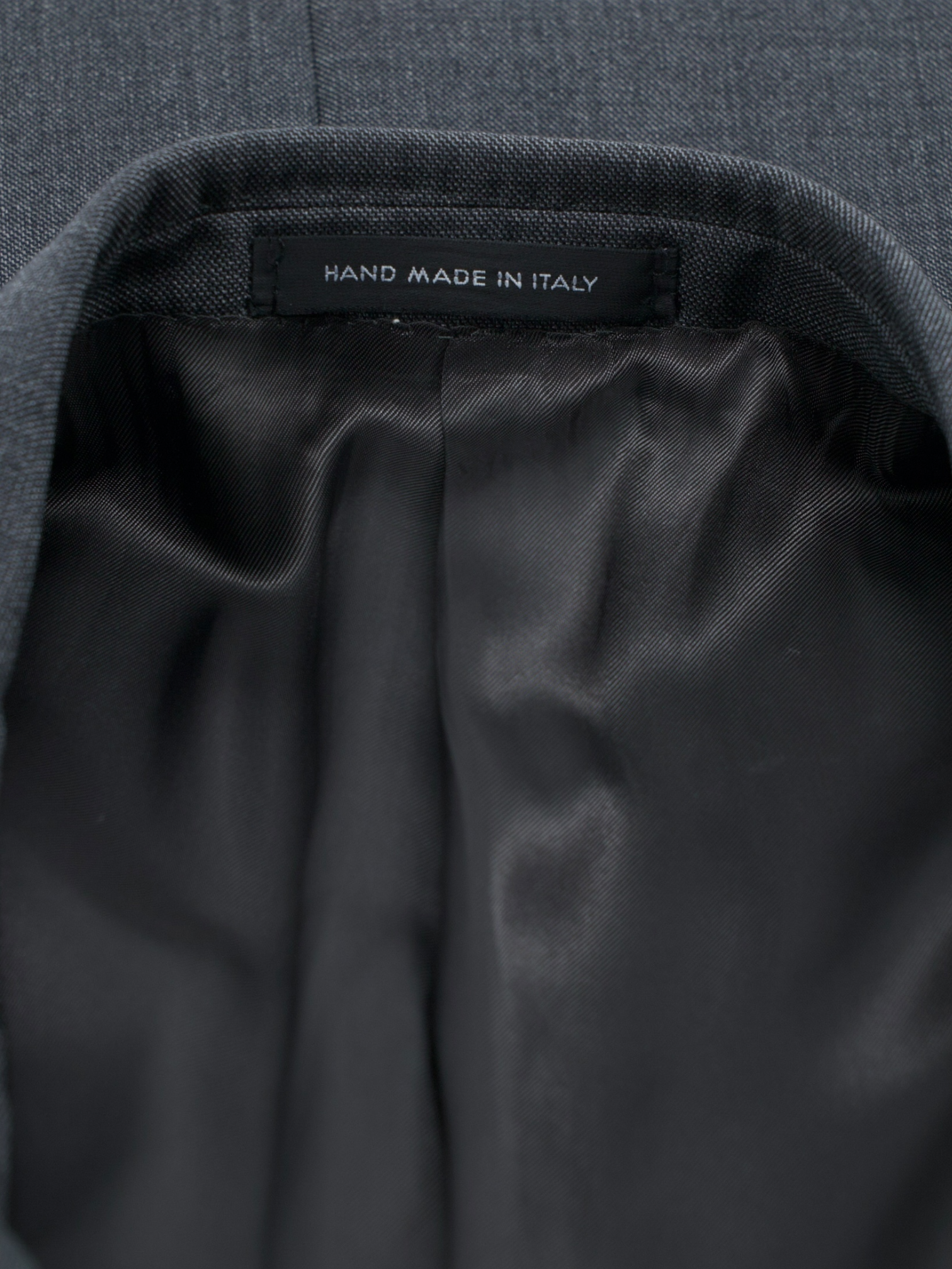 Caruso Grey Super 120’s Sharkskin Lungo Suit