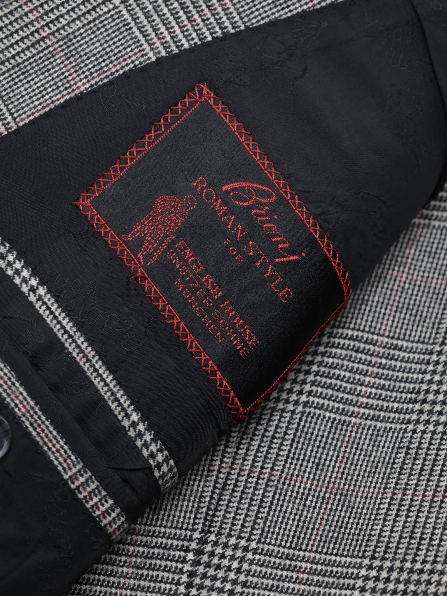Brioni Grey & Red Double Breasted Prince of Wales Roman-Style Suit