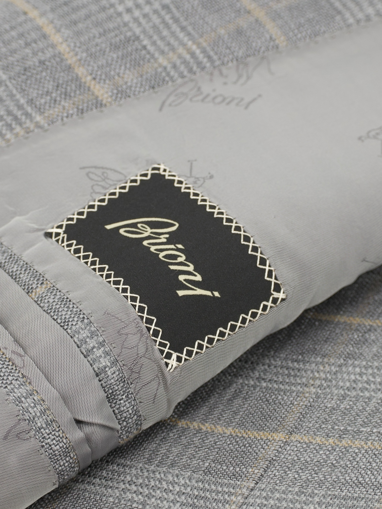 Brioni Light Grey & Taupe Cashmere & Silk Windowpane Palatino Jacket