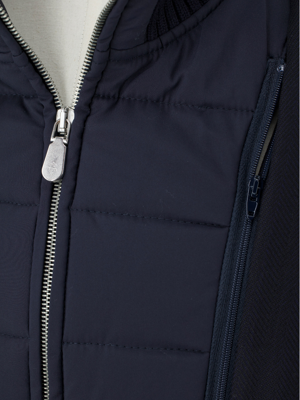 Eleventy Navy Wool-Stretch Removable-Front Herringbone Vespa Jacket