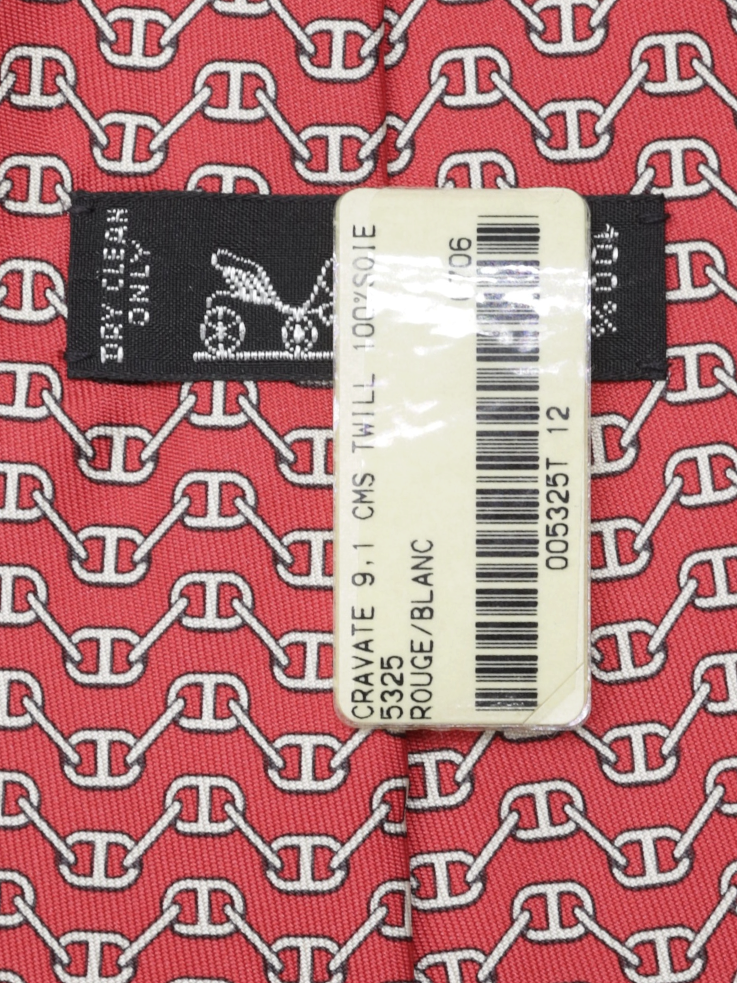 Hermès Red Silk Chain-Link Pattern Tie