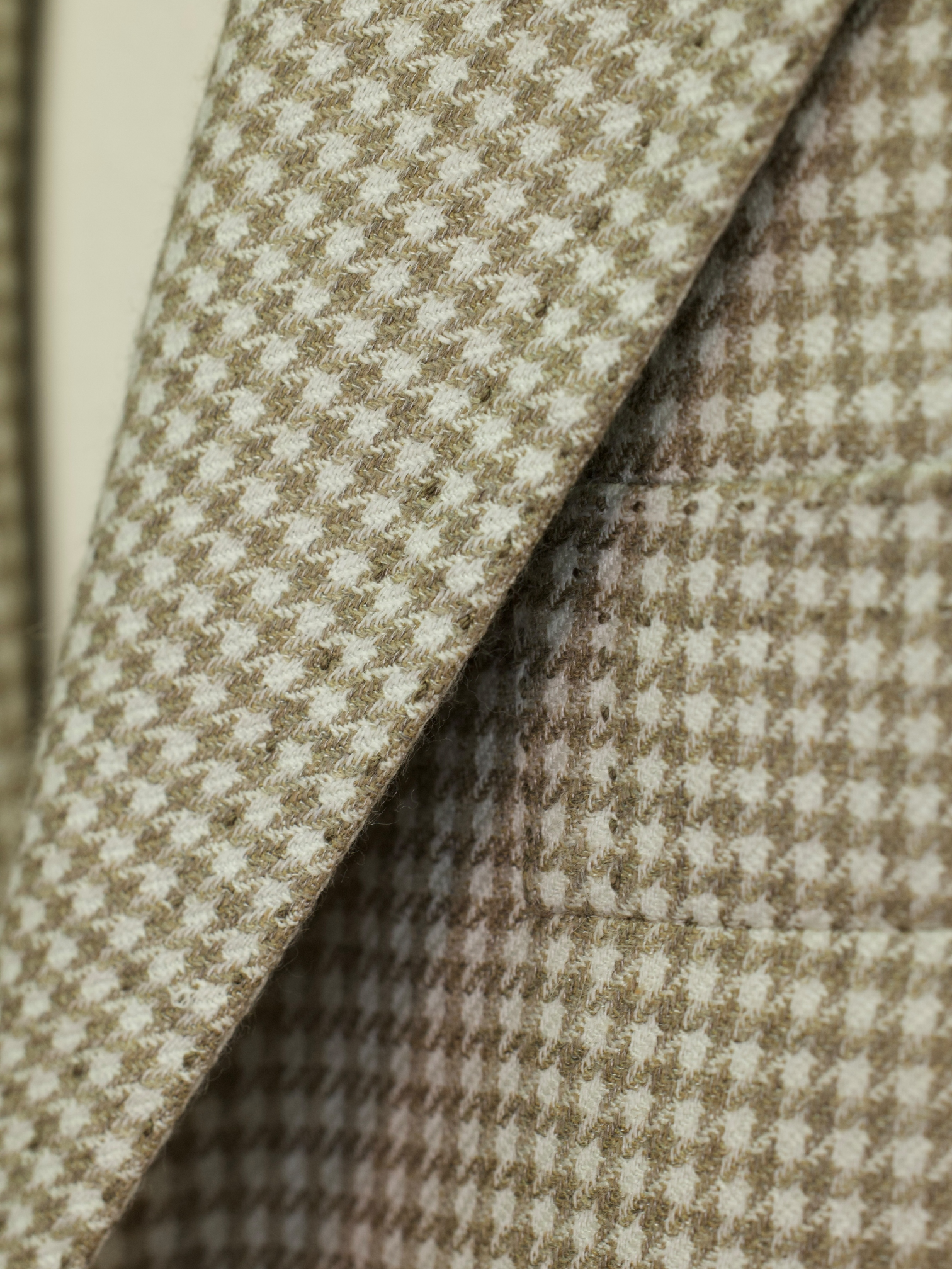Cesare Attolini Taupe Cashmere, Silk & Linen Puppytooth Jacket