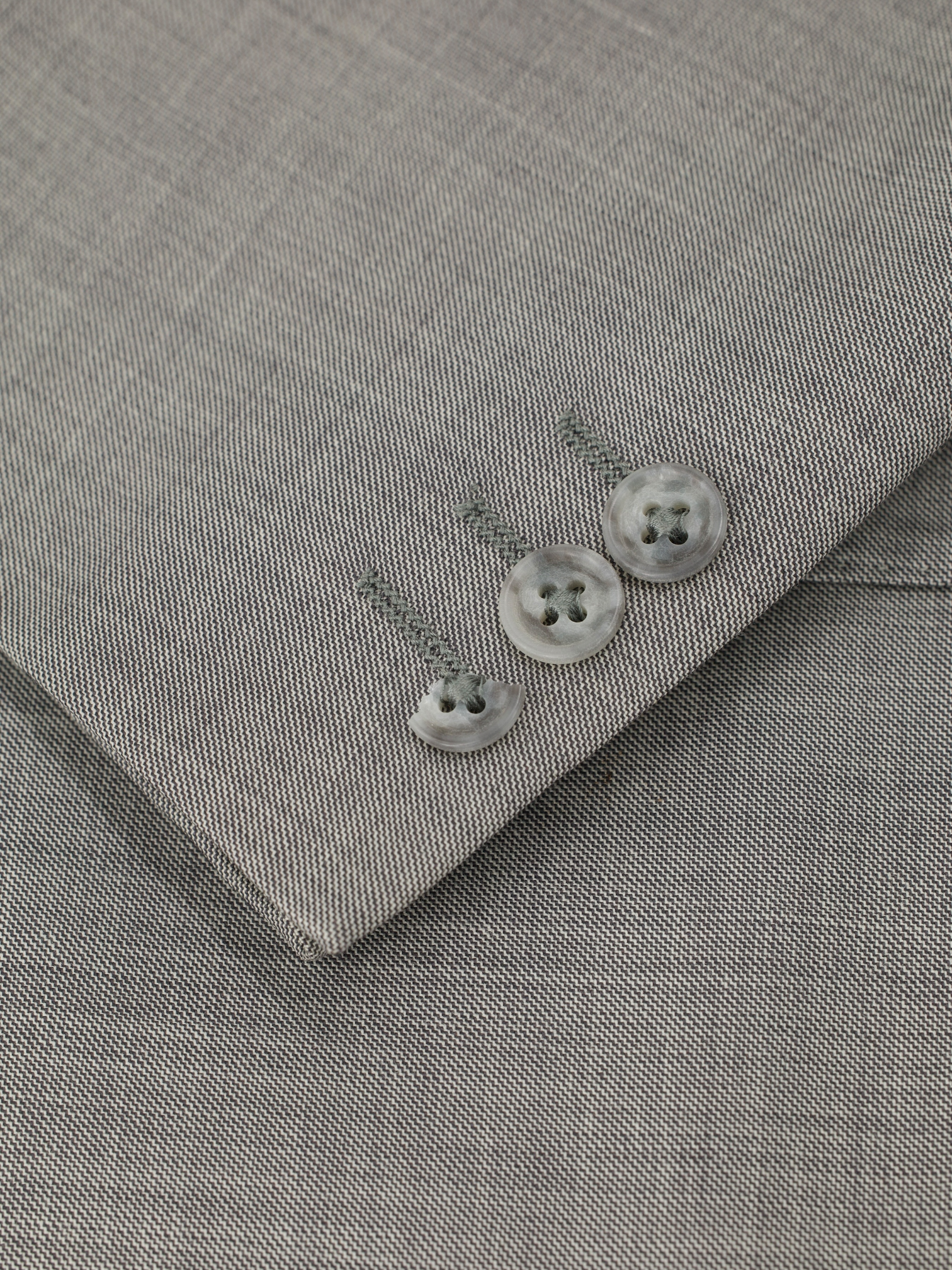 Ermenegildo Zegna Vintage Light Grey Pure Wool Sharkskin Suit