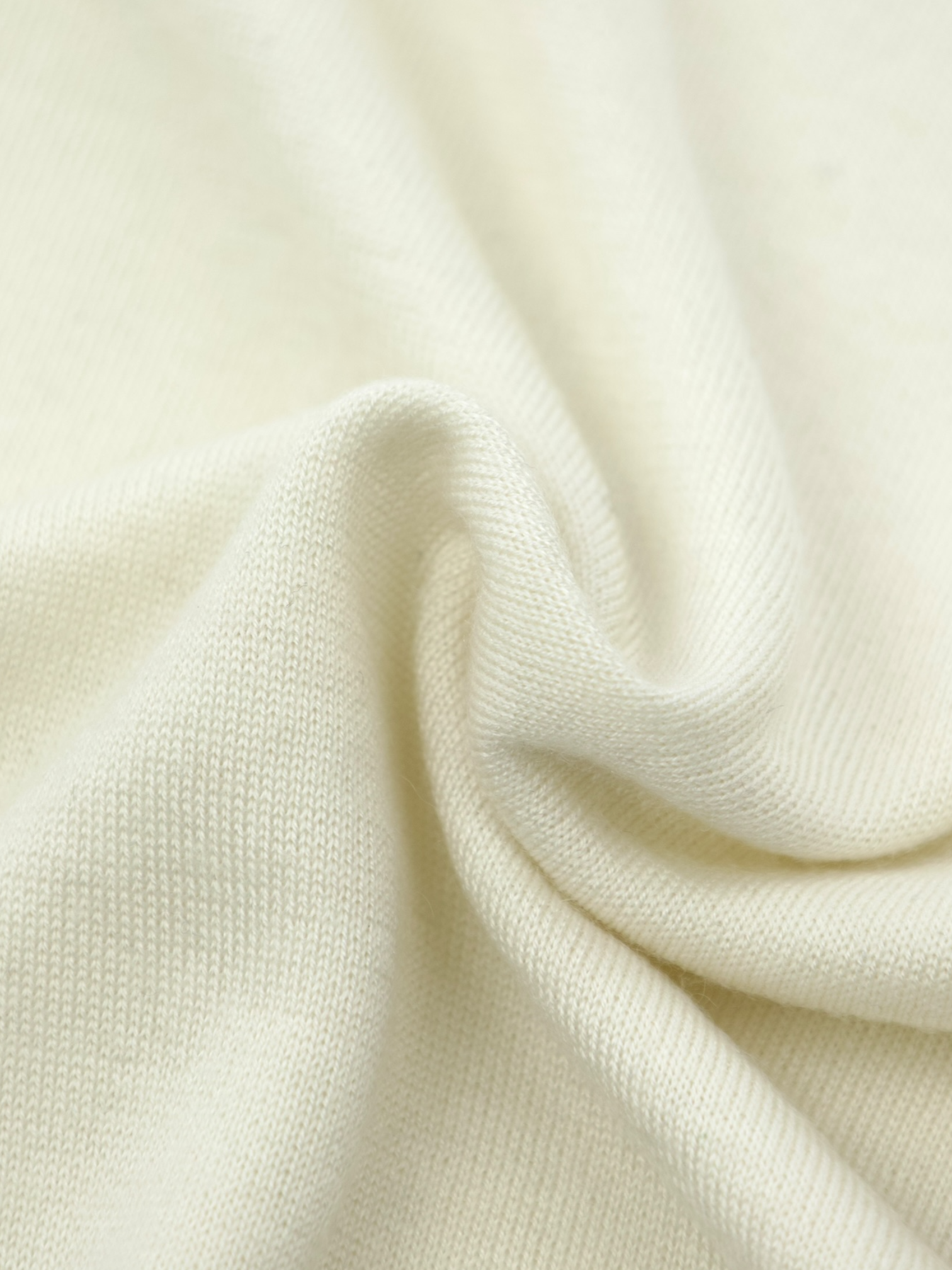 Cesare Attolini Offwhite Cashmere & Silk Roundneck