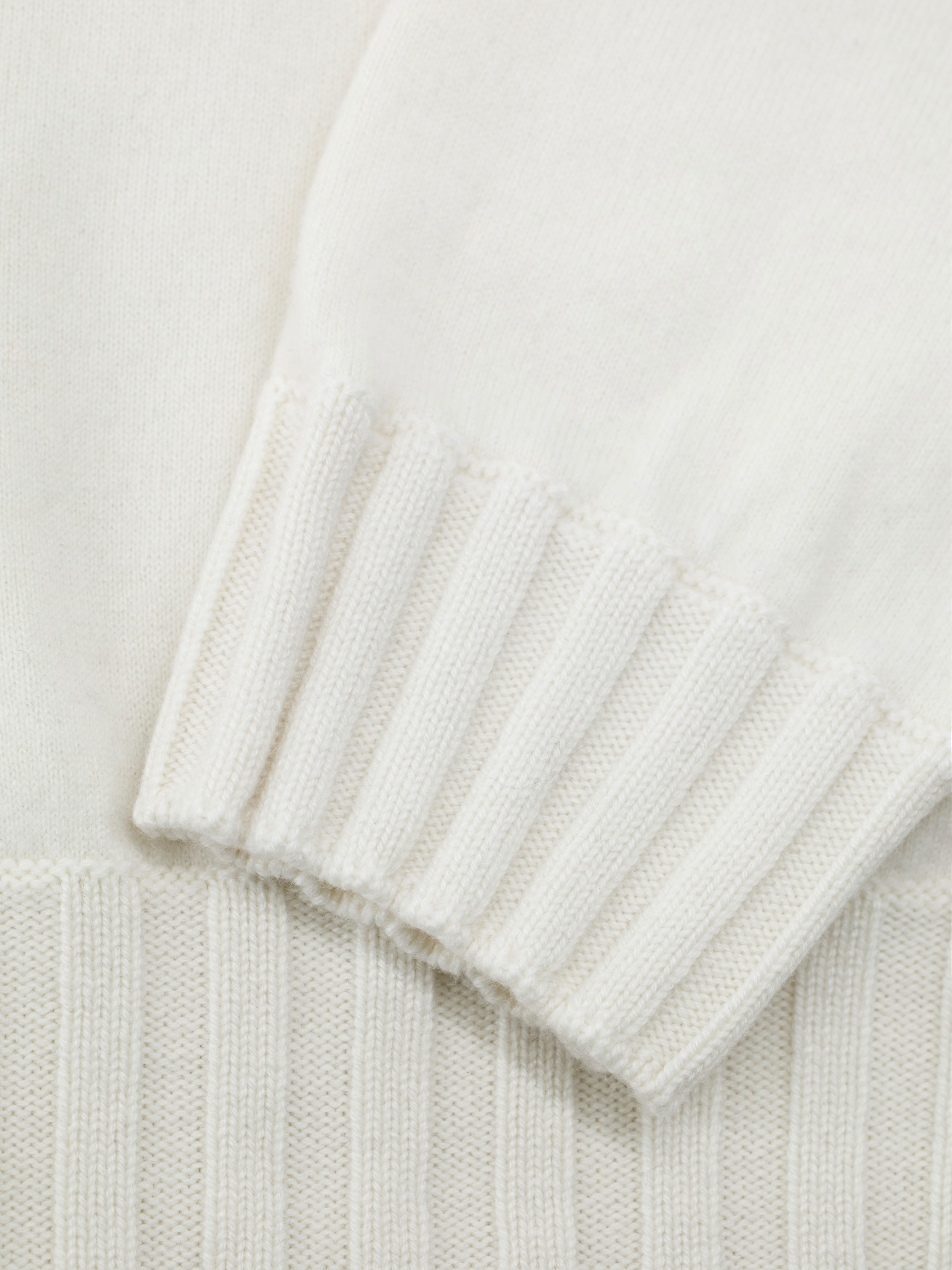 Cesare Attolini White Duvet Cashmere Half-Zip Knitwear