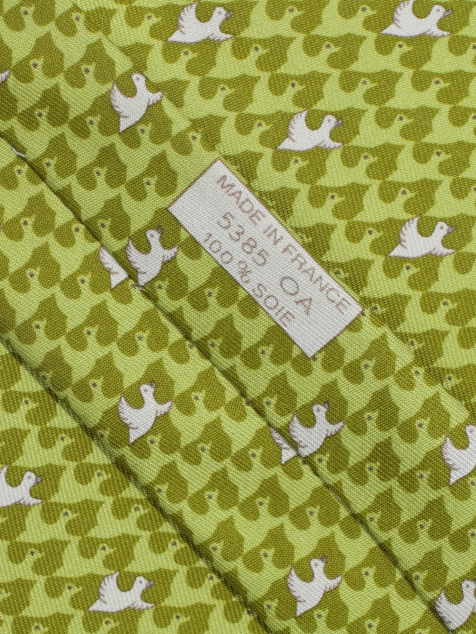 Hermès Lime Green Silk Bird Pattern Tie