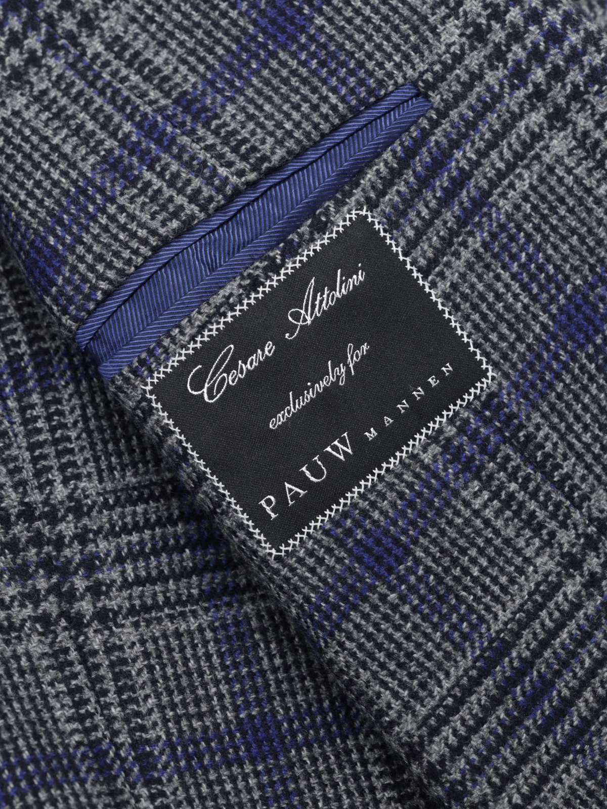 Cesare Attolini Grey & Royal Blue Pure Cashmere Prince of Wales Jacket