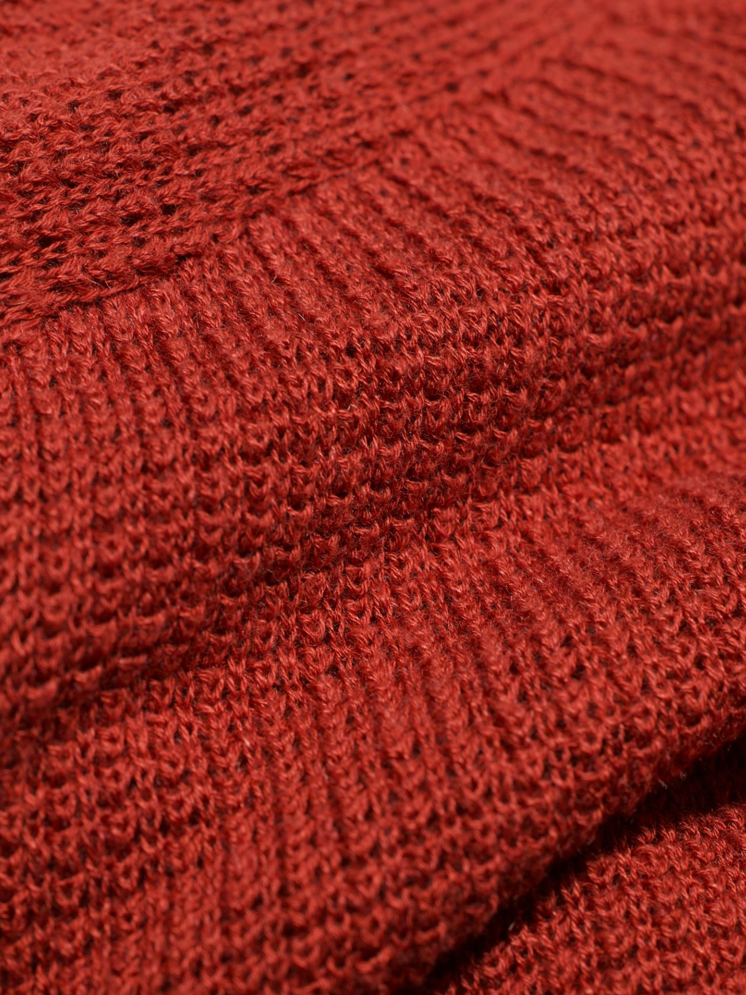 Loro Piana Kummel Red Silk & Linen Micro-Structure Pop-Over Round Neck