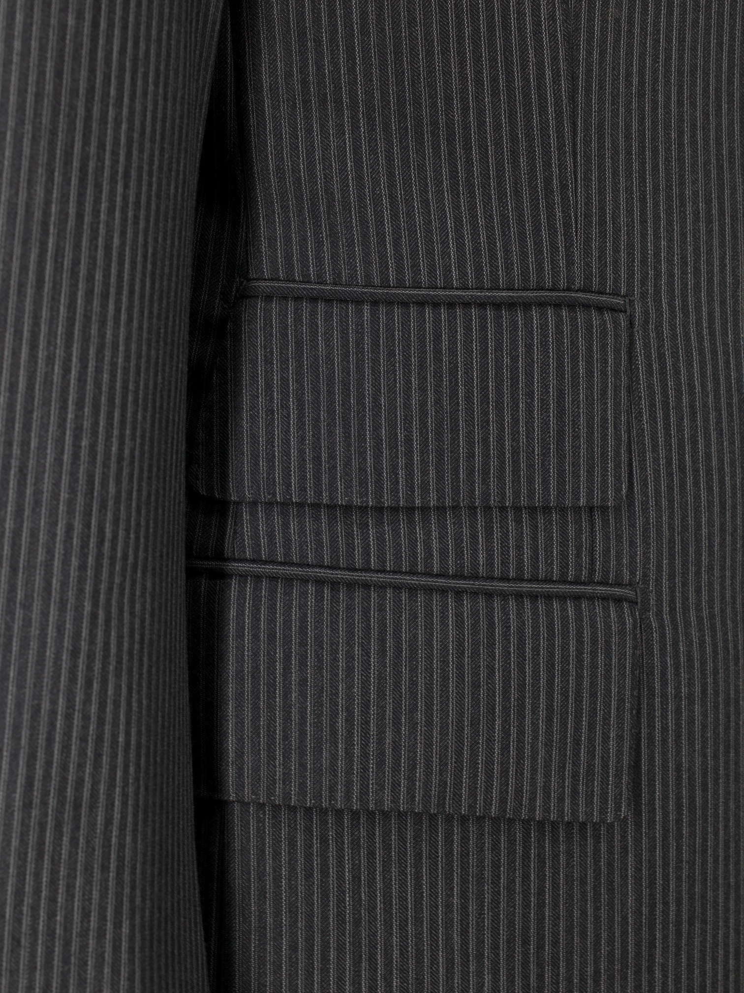 Tom Ford Dark Grey 3-Piece Wool Pinstripe Windsor Suit