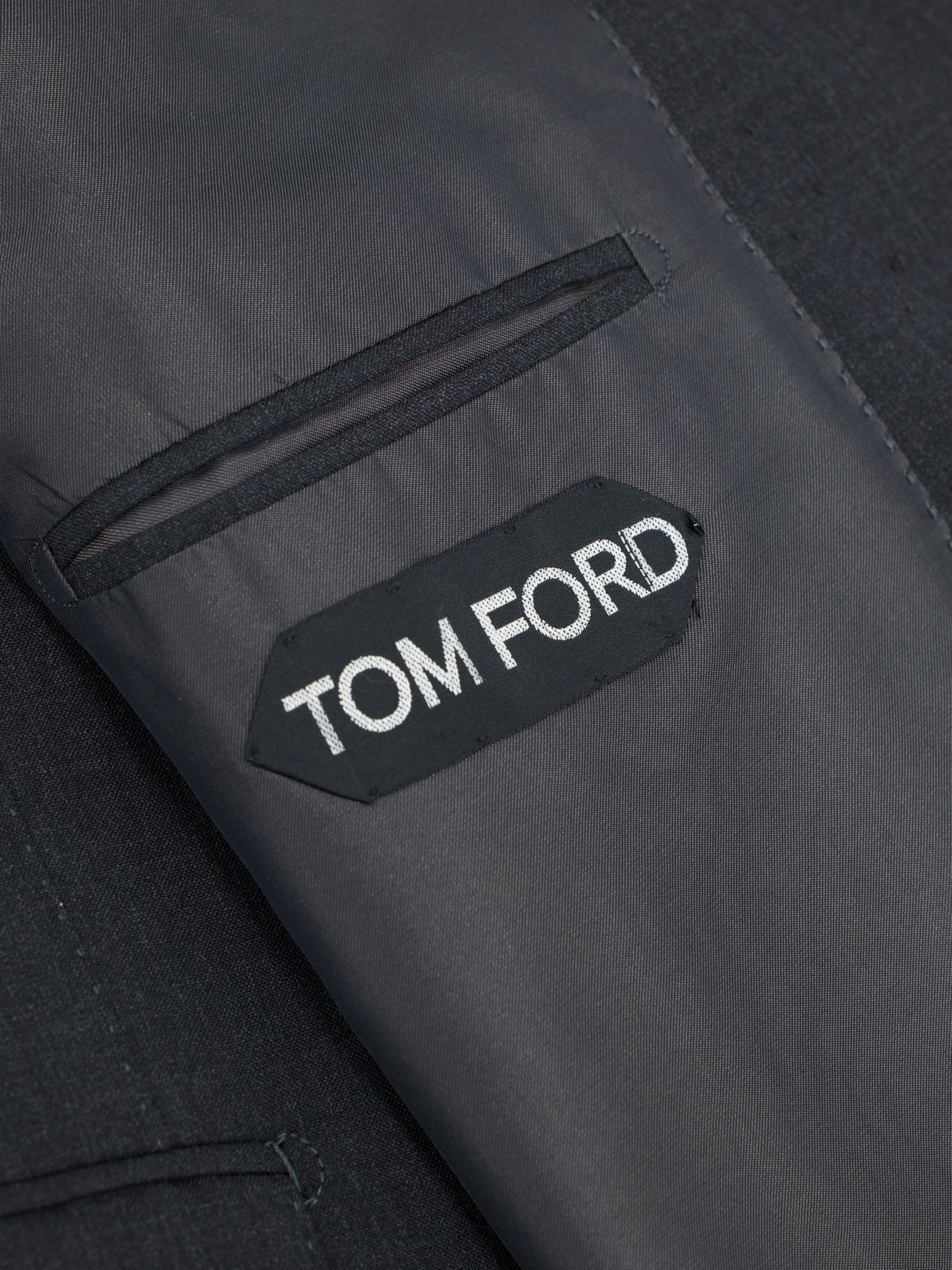 Tom Ford Anthracite Cool-Wool Plain Windsor Suit
