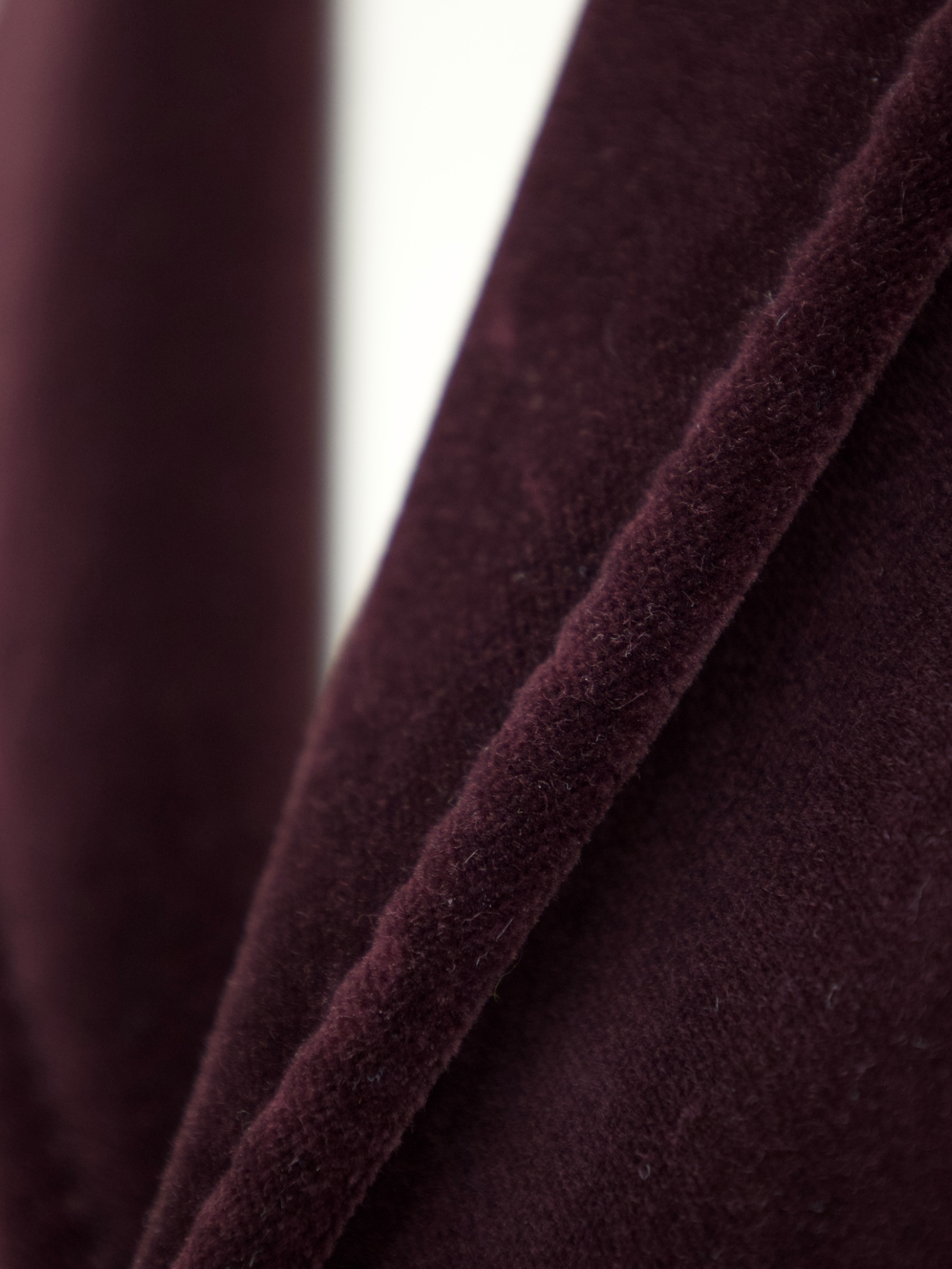 Ermenegildo Zegna Aubergine Pure-Cotton Velvet "Manhattan" Jacket