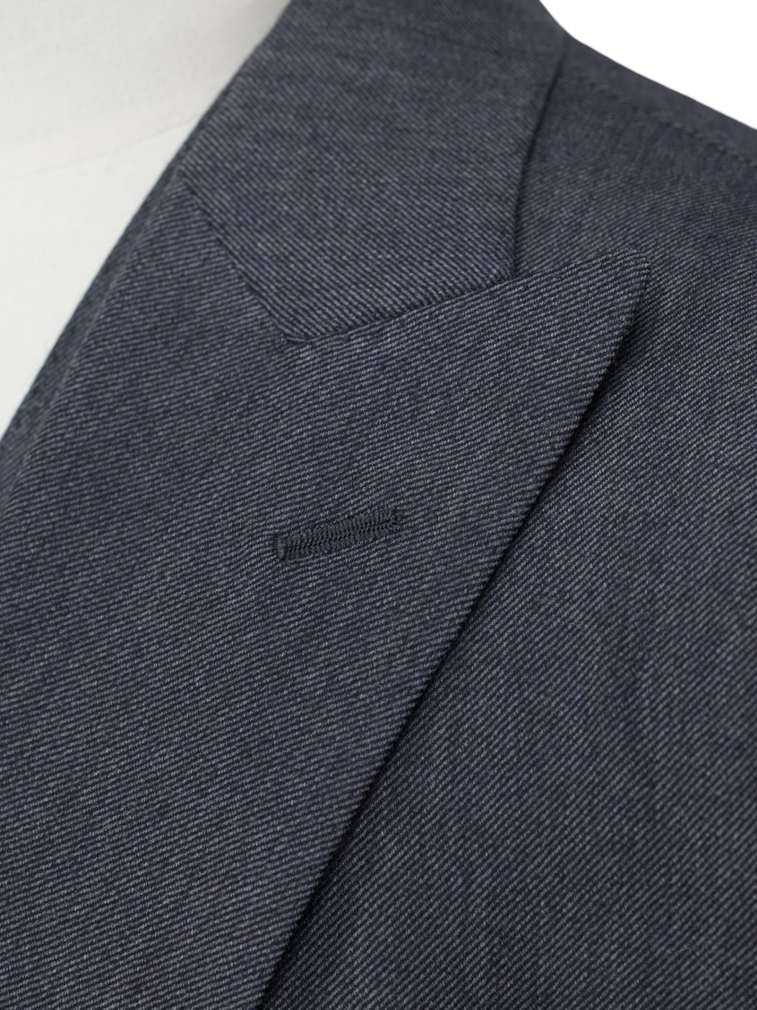 Cesare Attolini 3-Piece Grey Super 130's & Cashmere Peak-Lapel Suit