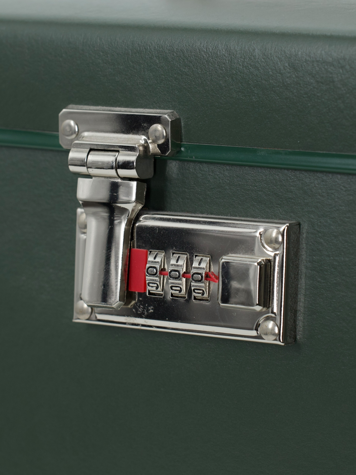 Globe-Trotter Green Centenary Jewellery Case
