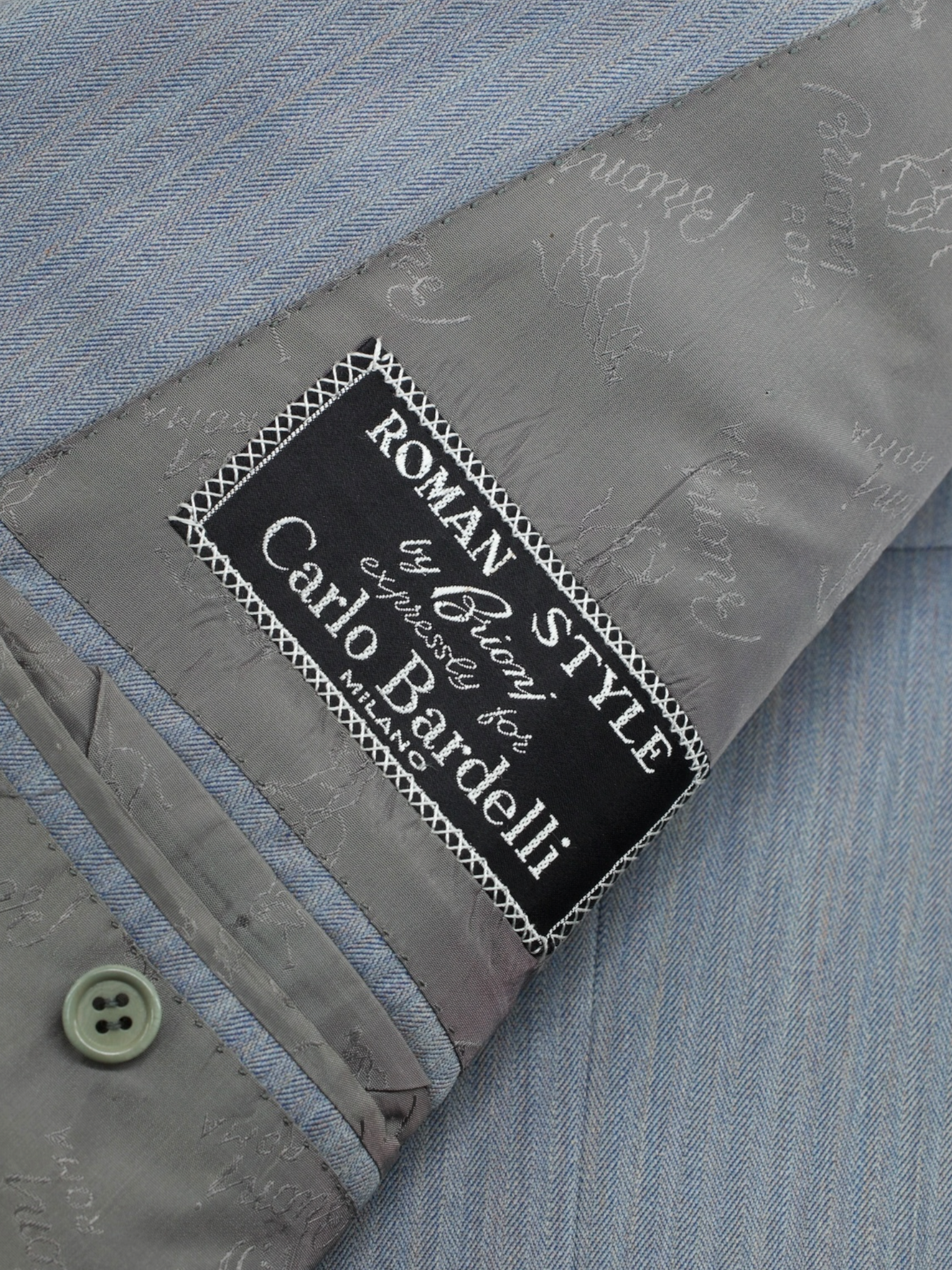 Brioni Light Grey & Blue Wool Iridescent-Herringbone Roman-Style Suit